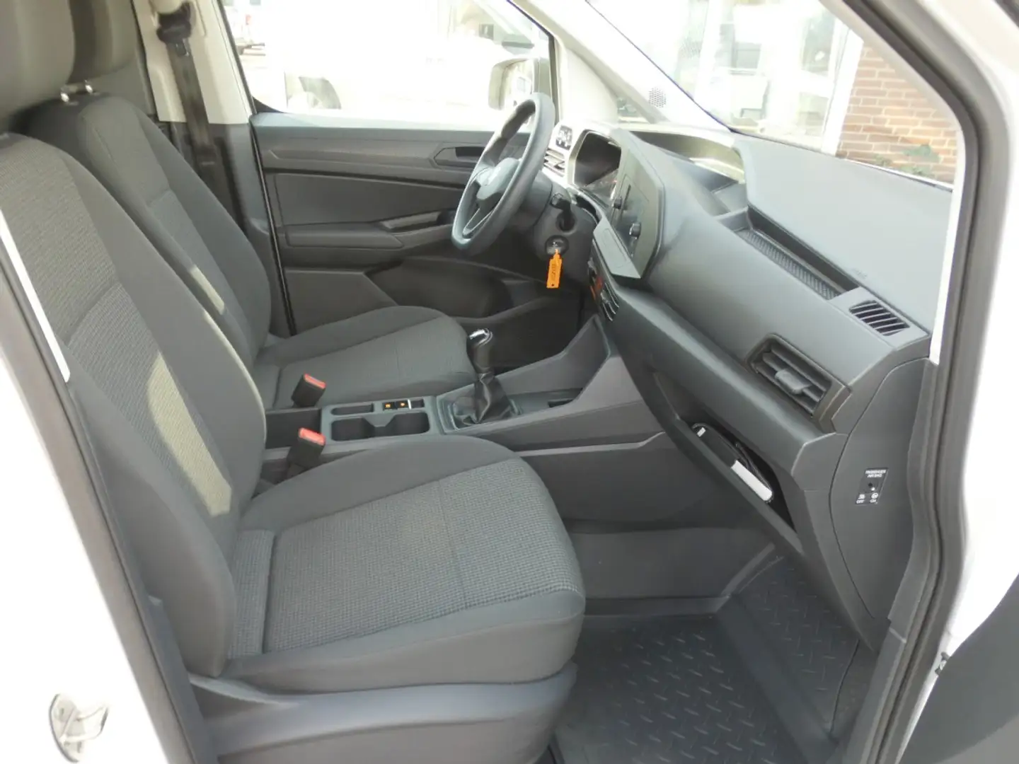 Volkswagen Caddy Cargo Kasten 1.5TSI KR Klima Türen AHK Weiß - 2