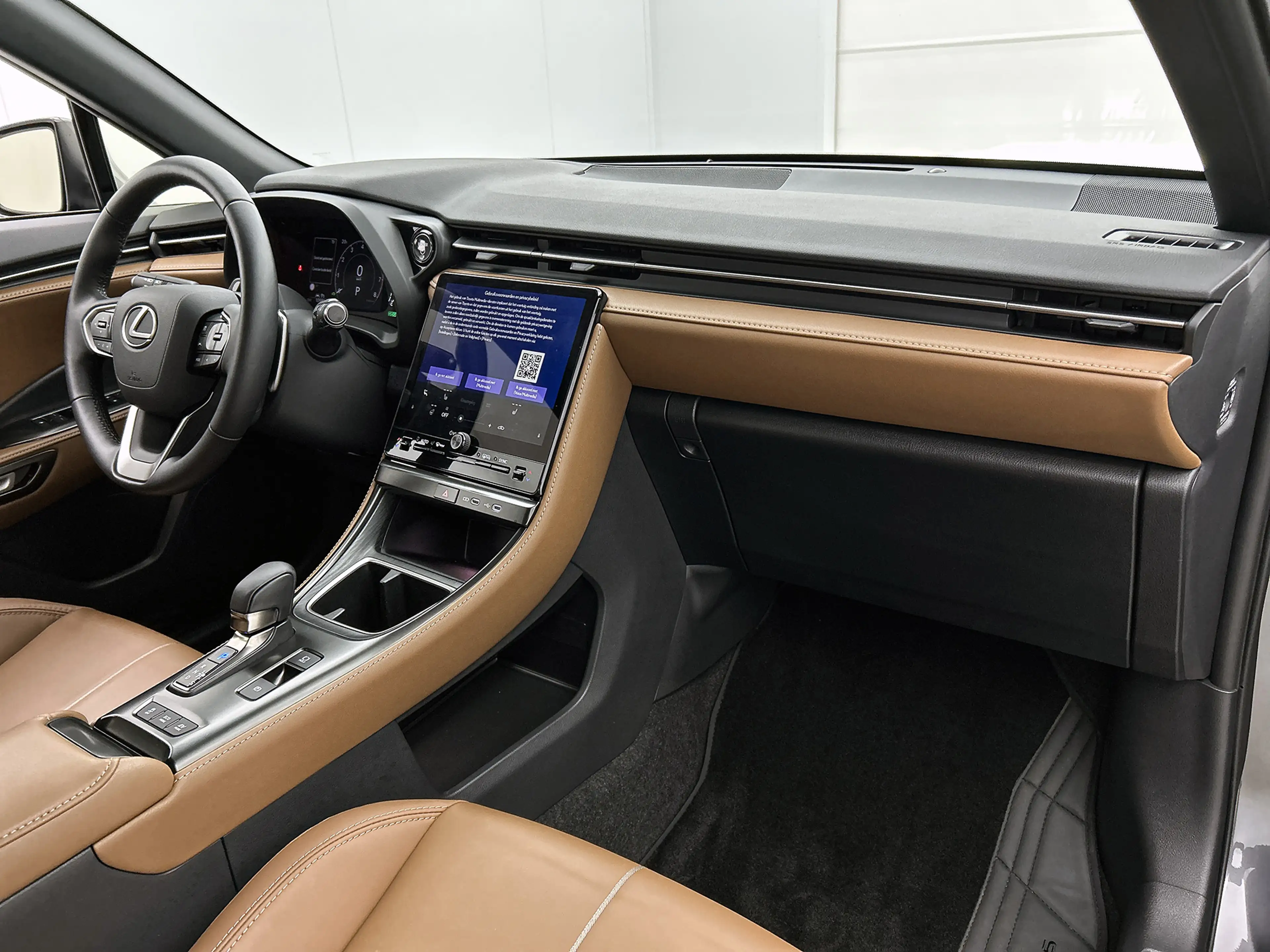 Lexus LBX Relax 2WD | Stuur-Stoelverwarming | Trekhaak | Bli — photo 6