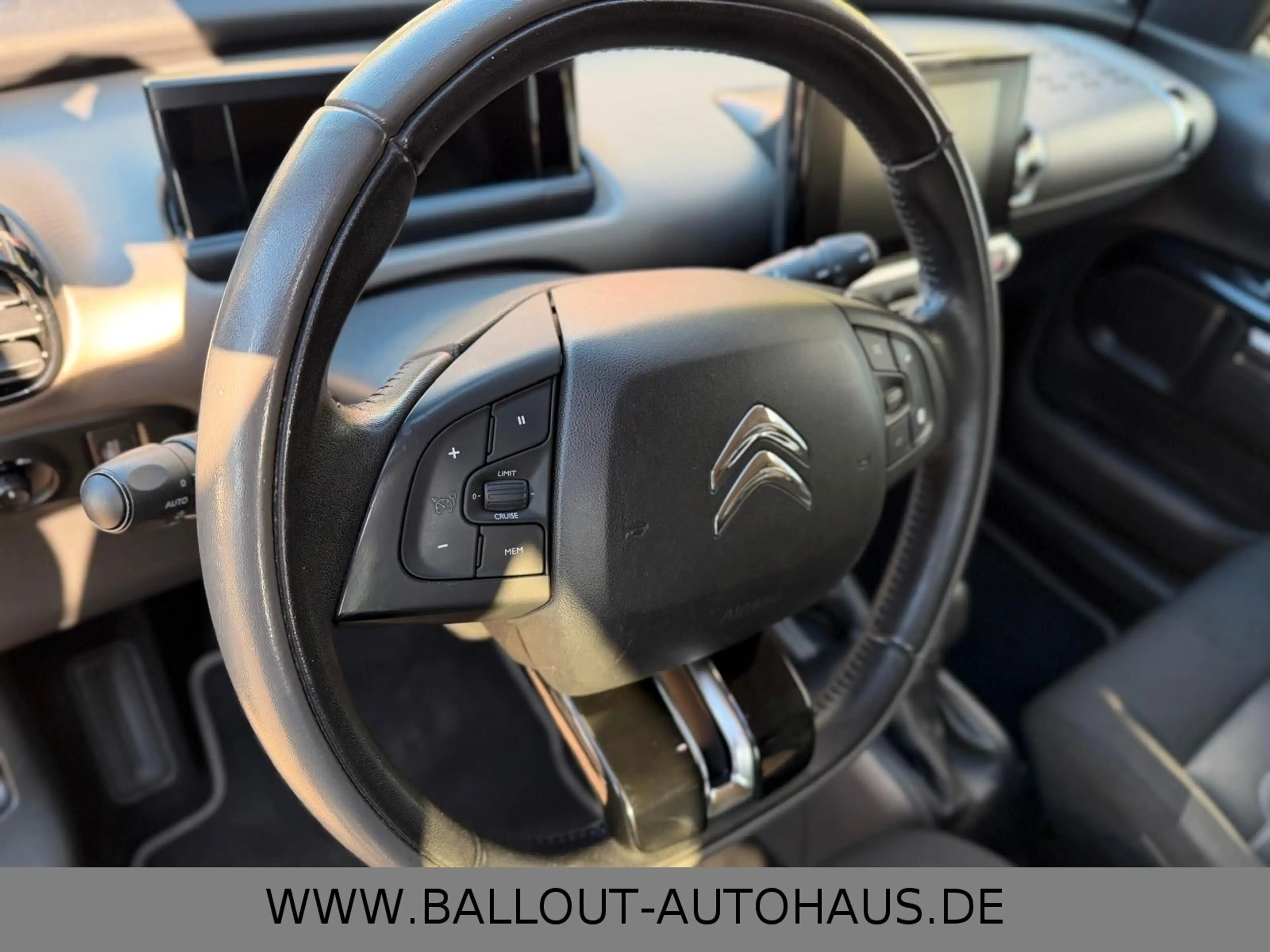 Citroen C4 Cactus 110 S&S OneTone*2.HAND*KAMERA*TEMP*SHZ — photo 13