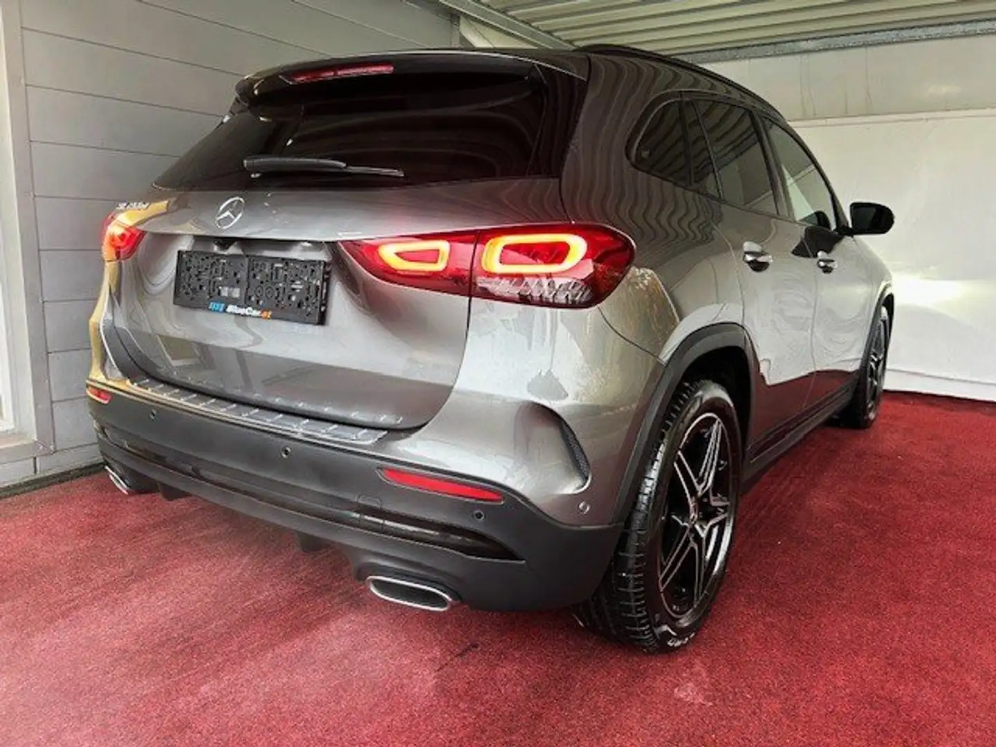 Mercedes-Benz GLA 200 AMG/Night Paket/AHK/GARANTIE Grau - 1