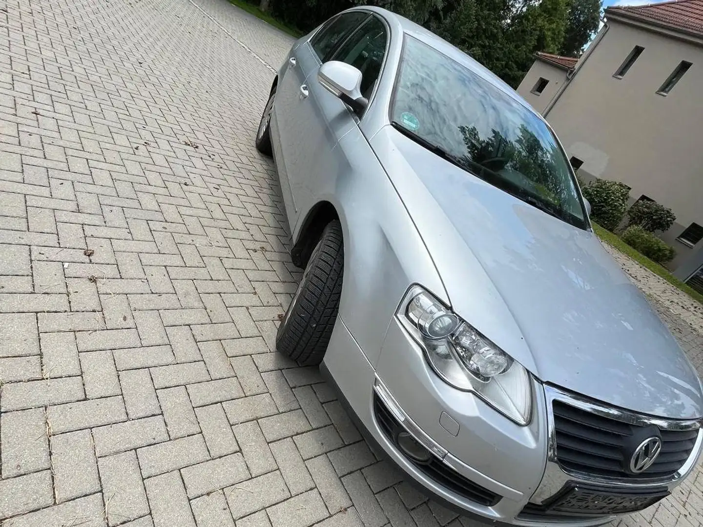 Volkswagen Passat Comfortline 1.6 Klimatronic Xenon Silber - 1