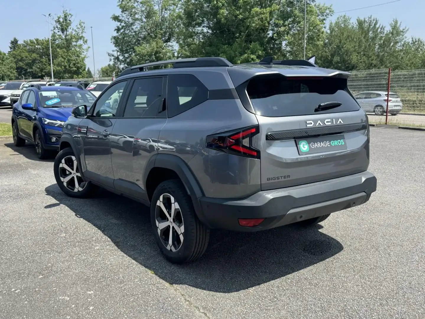 Dacia Bigster 1.2 HYBRID 140 JOURNEY Gris - 2