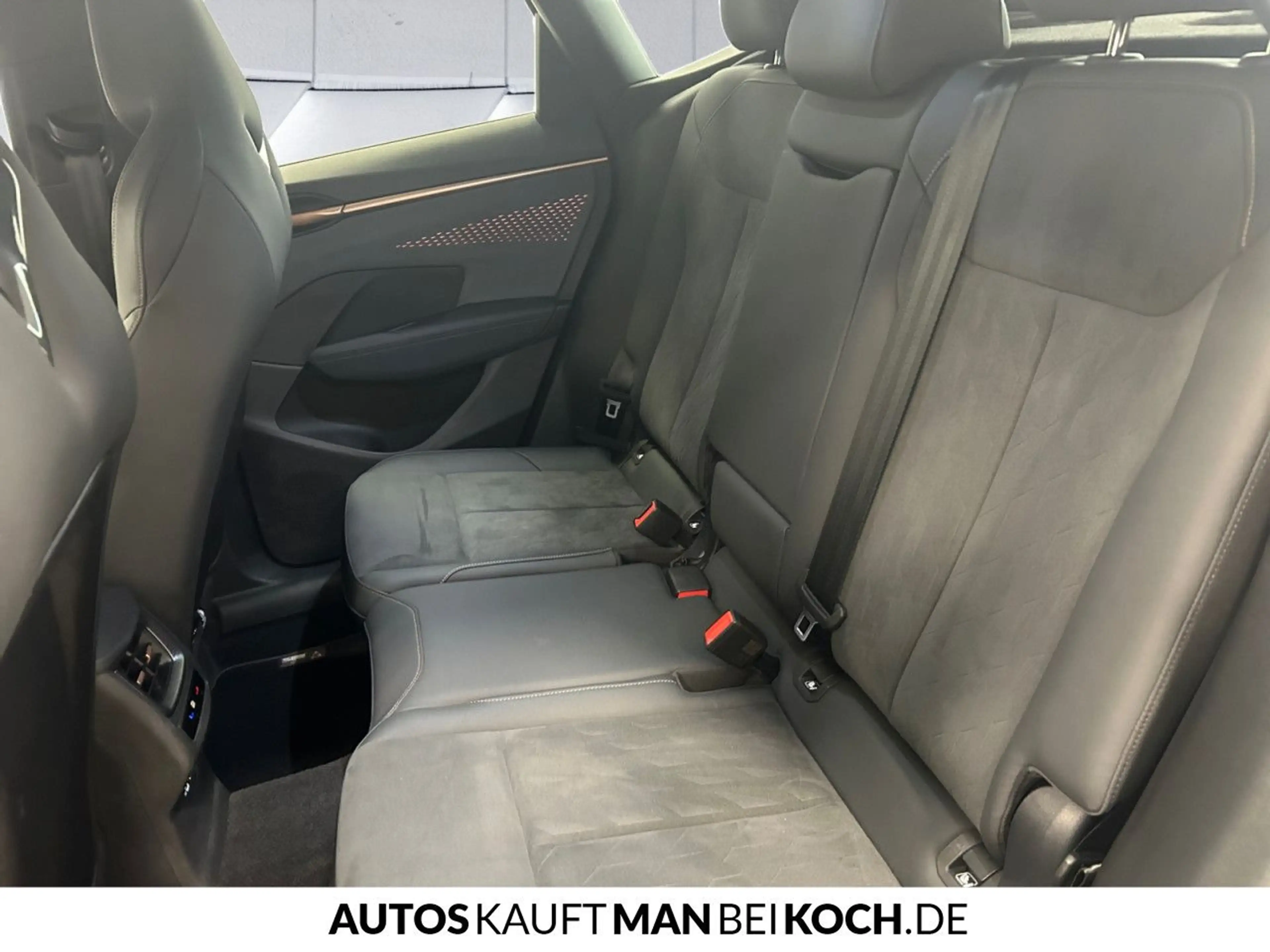 CUPRA Terramar 1.5 eTSI DSG MATRIX NAVI ACC 4SEASON PANO — photo 8