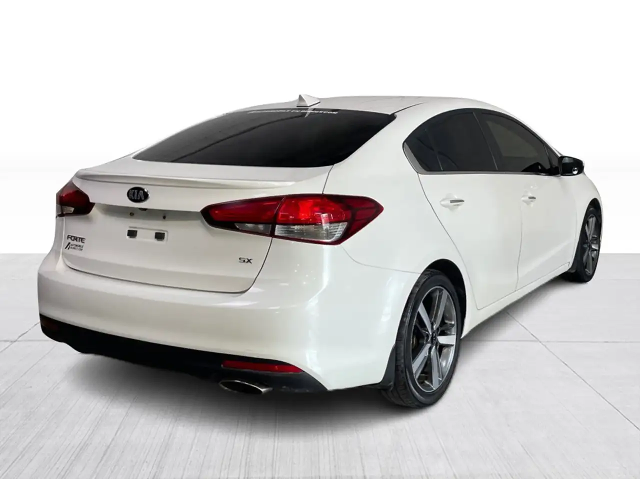 Kia Forte снимка Kia Forte