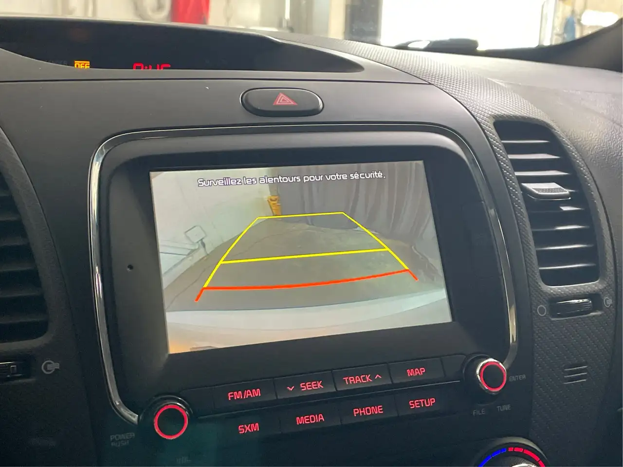 Kia Forte снимка Kia Forte