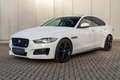 Jaguar XE S 3.0*XENON*NAVI*PANO*LEDER*MERIDIAN*360°* Weiß - thumbnail 4