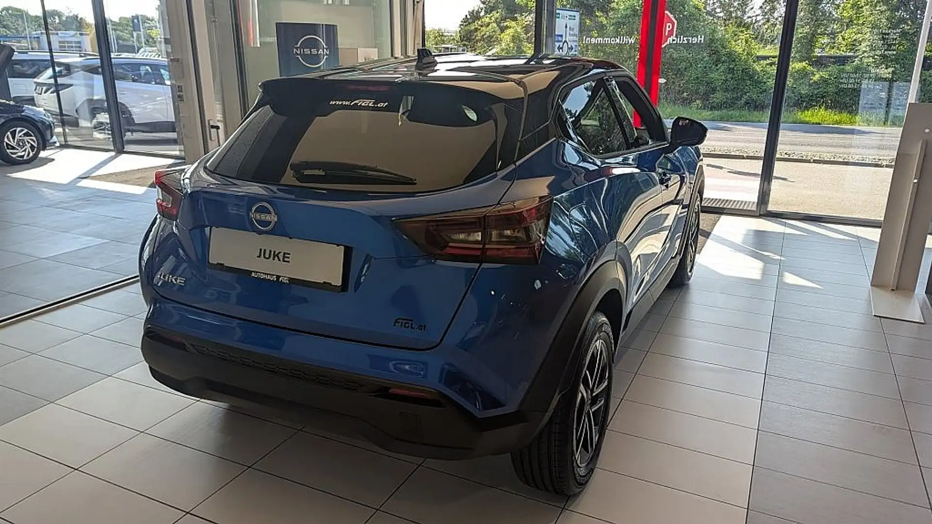 Nissan Juke 1.0DIG-T 114 7DCT N-connecta Blau - 2