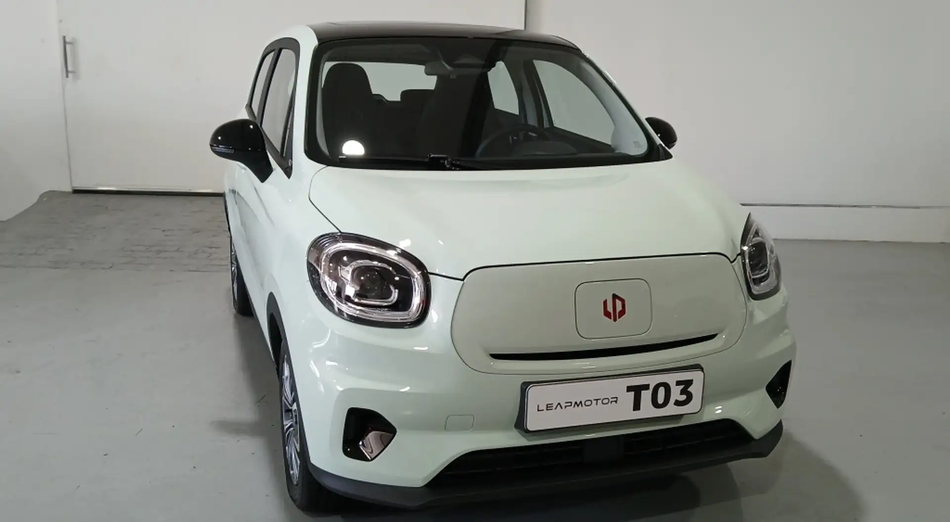 Leapmotor T03 Desing 37.3kW Verde - 1