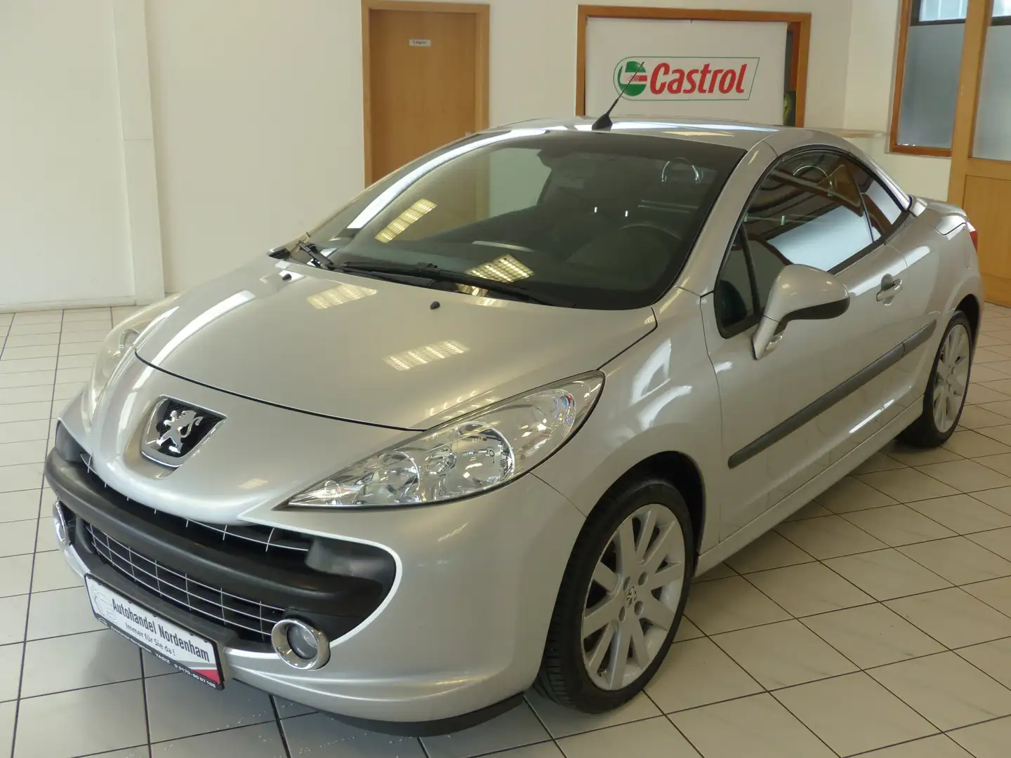 Peugeot 207 CC 1.6 Sport Cabrio*KLIMA*TÜV NEU* Grau - 2
