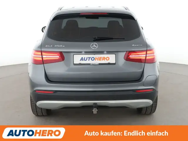 Mercedes-Benz GLC view 5