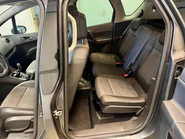 Opel Meriva view 12