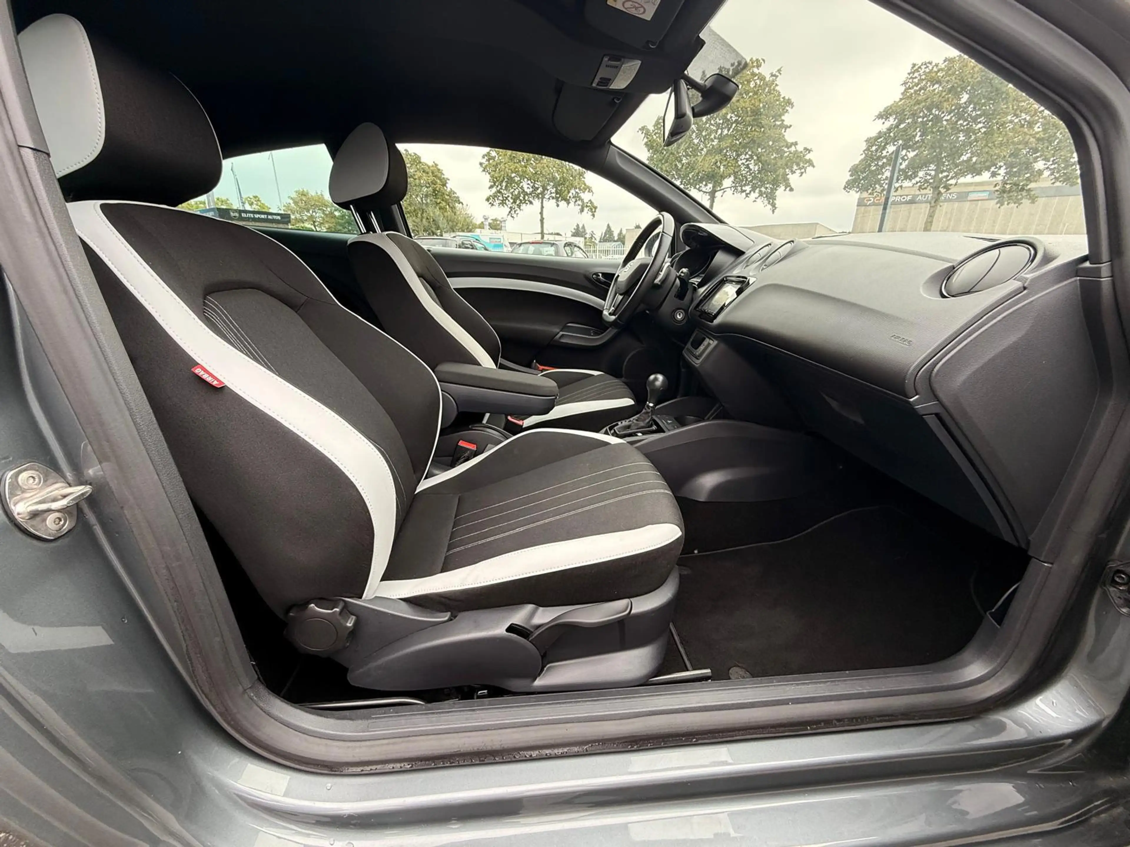 SEAT Ibiza SC 1.4 TSI Cupra|FR|Automaat|180 PK| — photo 13