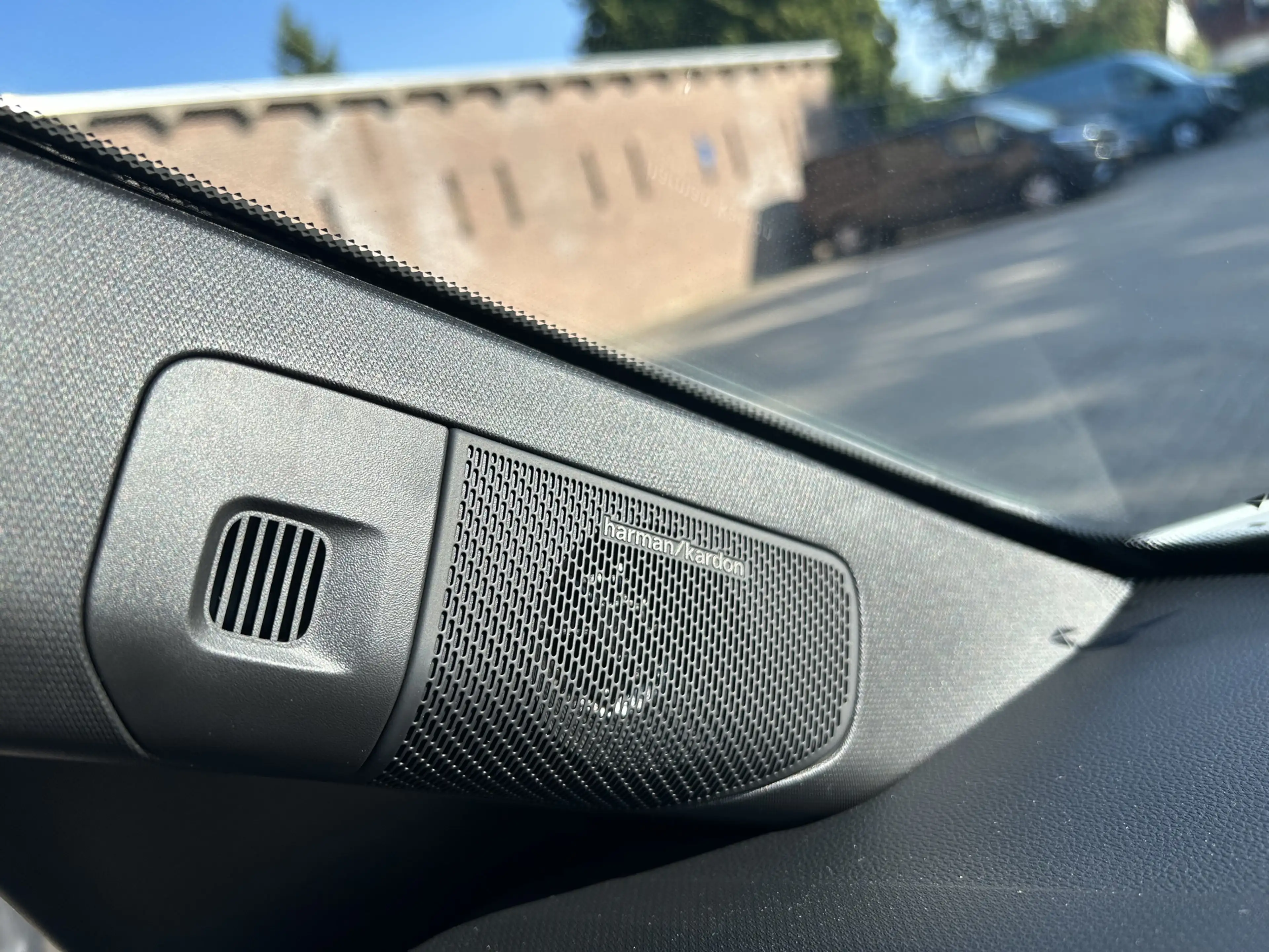 Renault R 5 comfort range Roland-Garros 52 kWh — photo 16