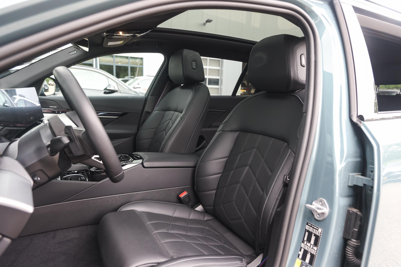 BMW 550 5 Serie Touring 550e xDrive M Sport Automaat / Tre — photo 13