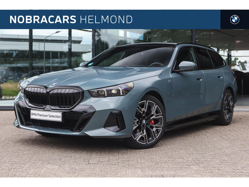 BMW 550 5 Serie Touring 550e xDrive M Sport Automaat / Tre
