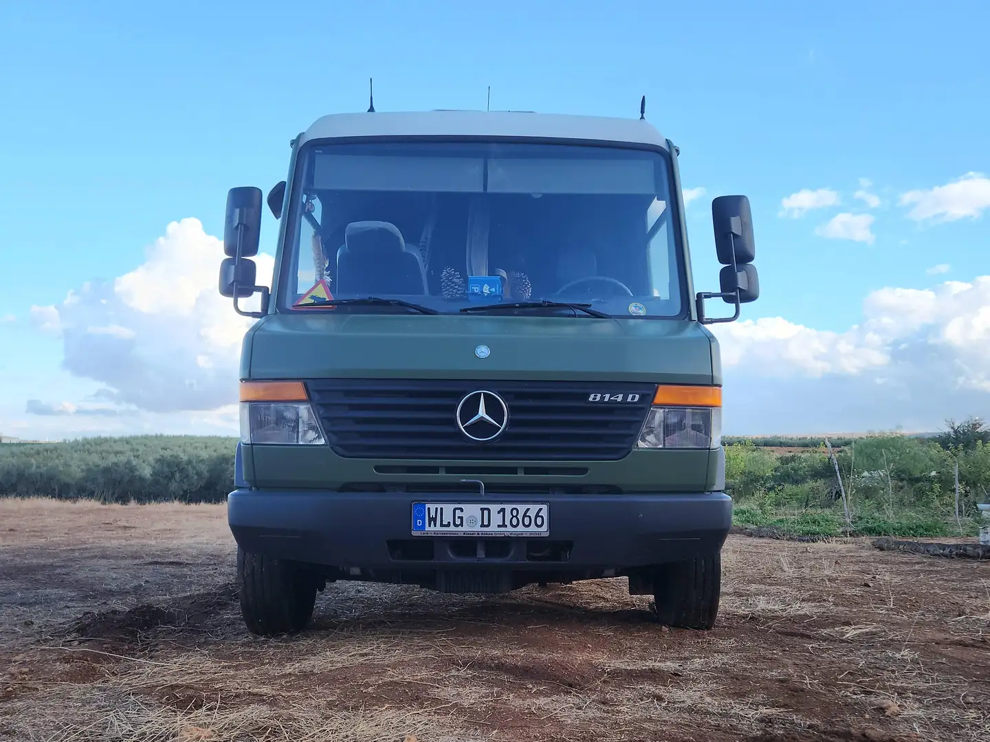 Mercedes-Benz T2 814 Grün - 1