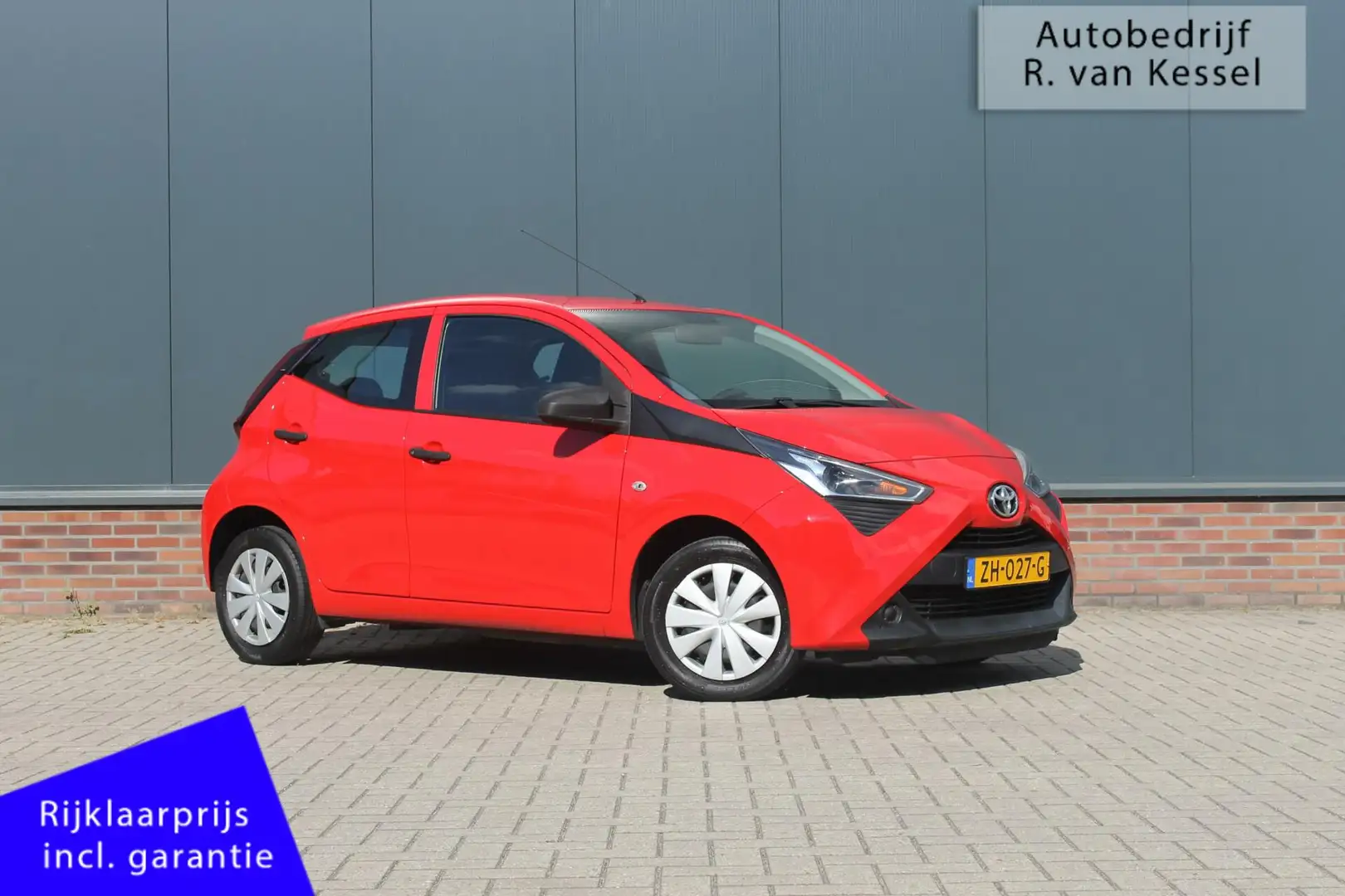 Toyota Aygo 1.0 VVT-i x I Bluetooth I NL-auto Červená - 1
