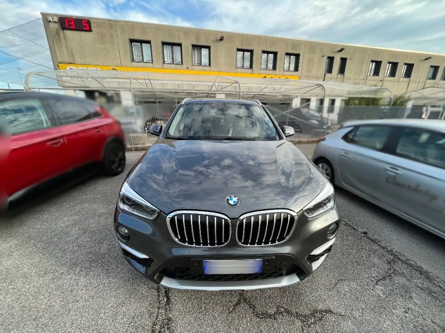 BMW X1 sDrive16d xLine Grigio - 1
