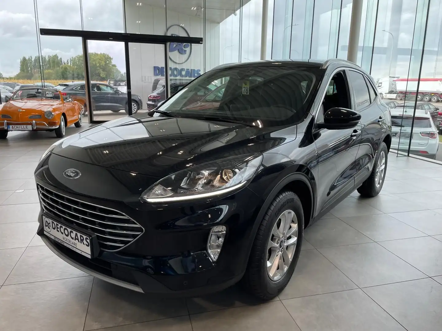 Ford Kuga Hybrid Zwart - 1