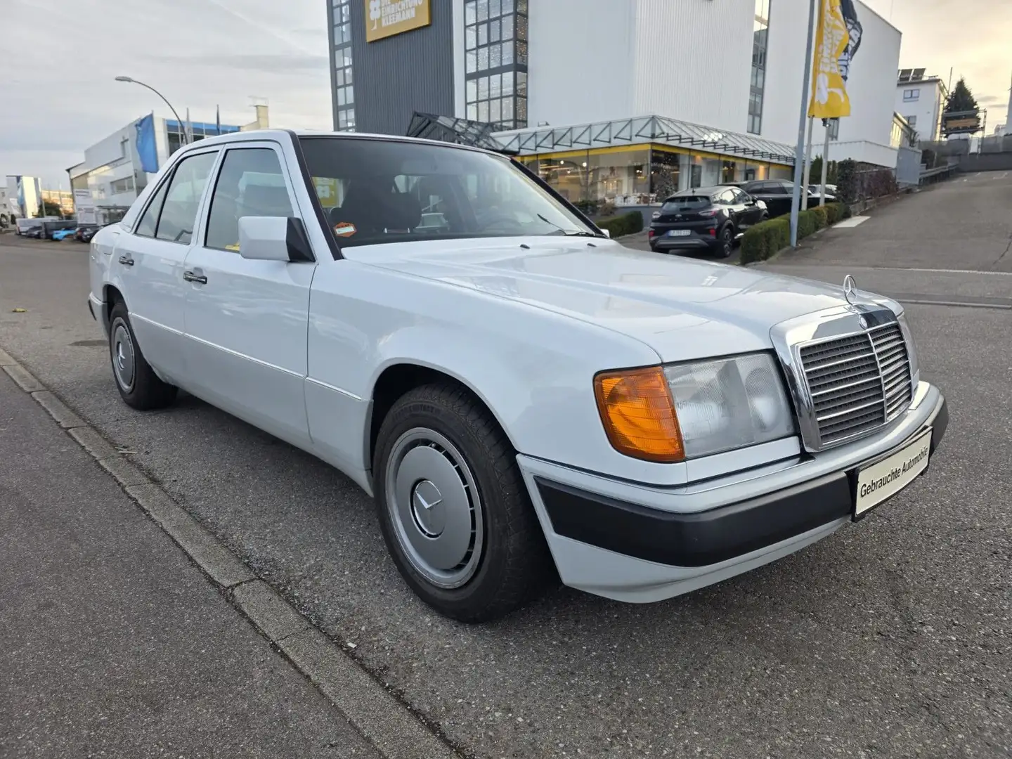 Mercedes-Benz 200 W124- 200E*2.Hand* Weiß - 1