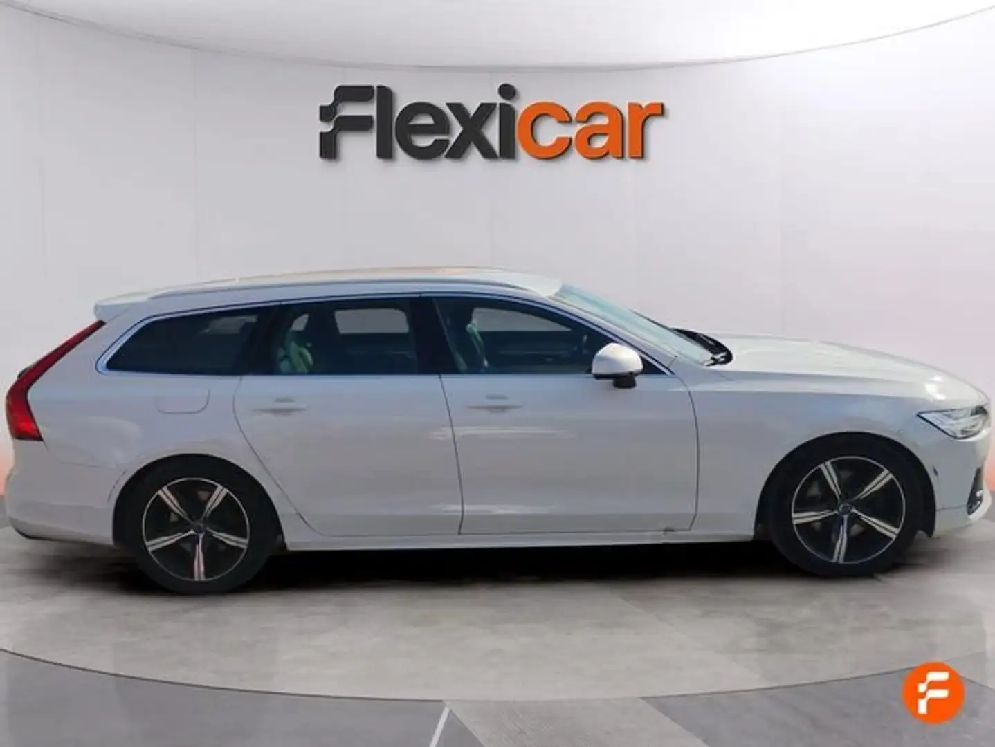 Volvo V90 2.0+D4+R-Design+Auto Alb - 2