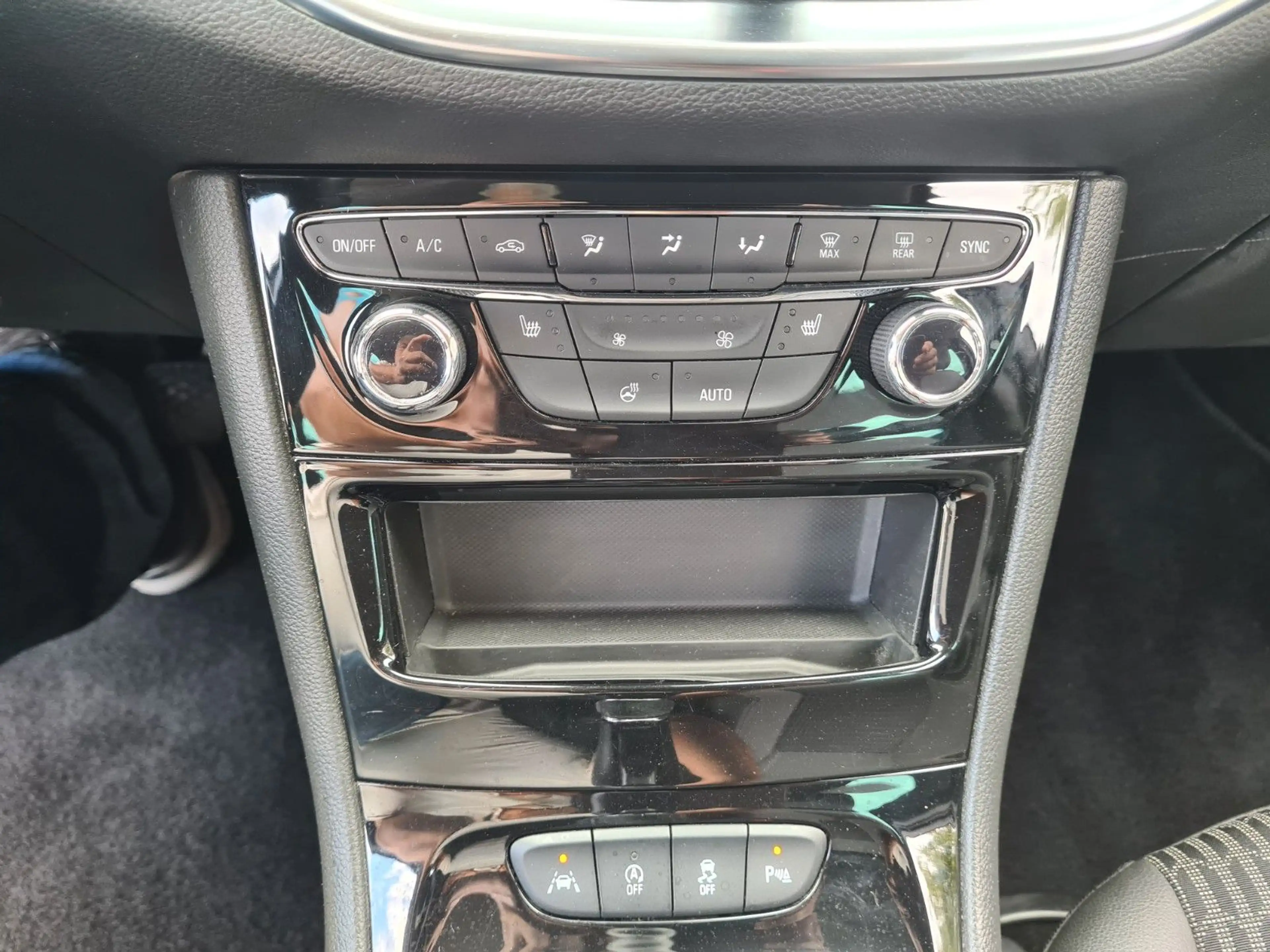 Opel Astra K Sports Tourer Elegance TOP Ausstat./ AHK — photo 15