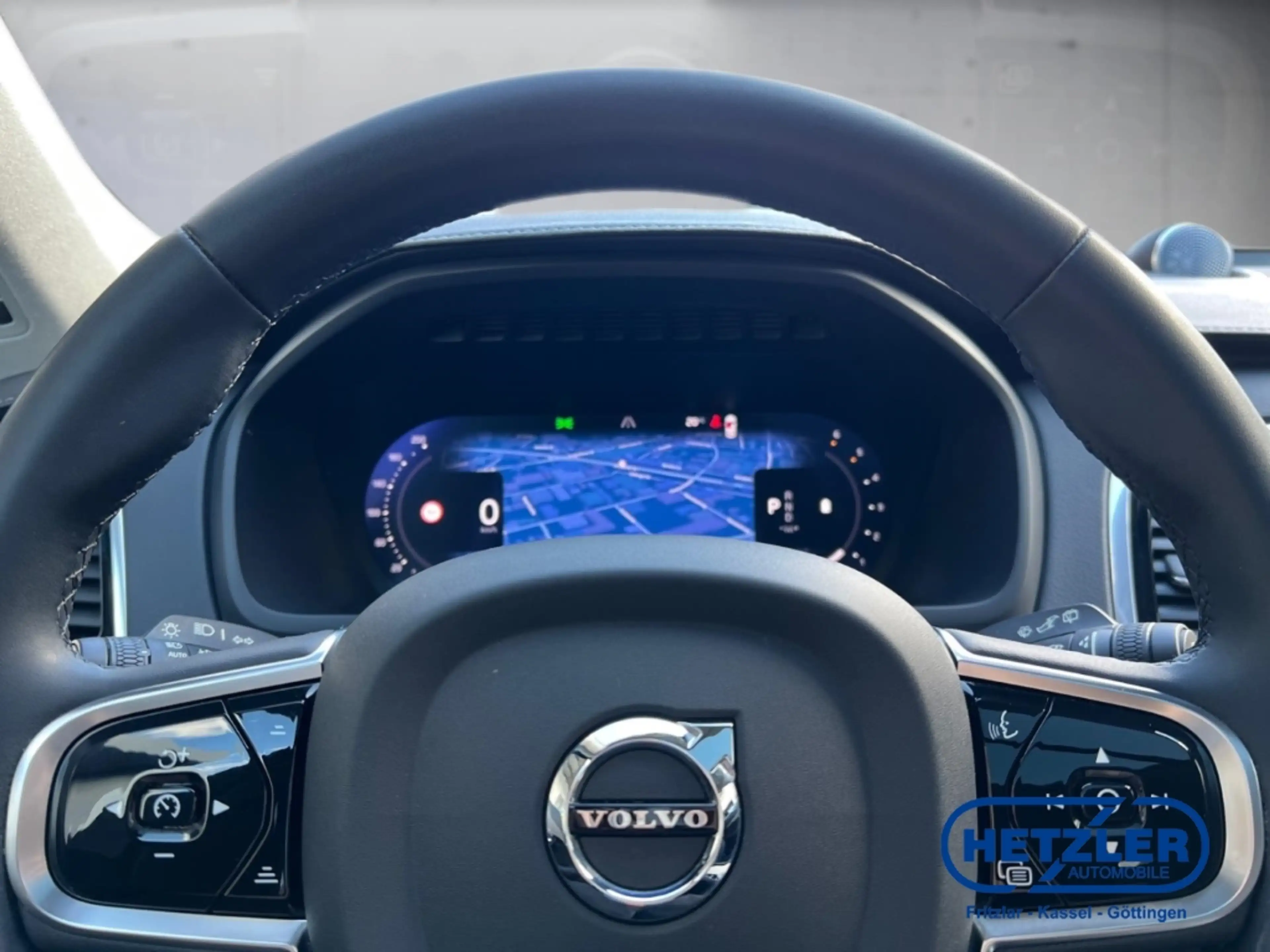 Volvo XC90 B5 Diesel Ultimate Bright AWD 7-Sitzer HUD StandHZ — photo 8