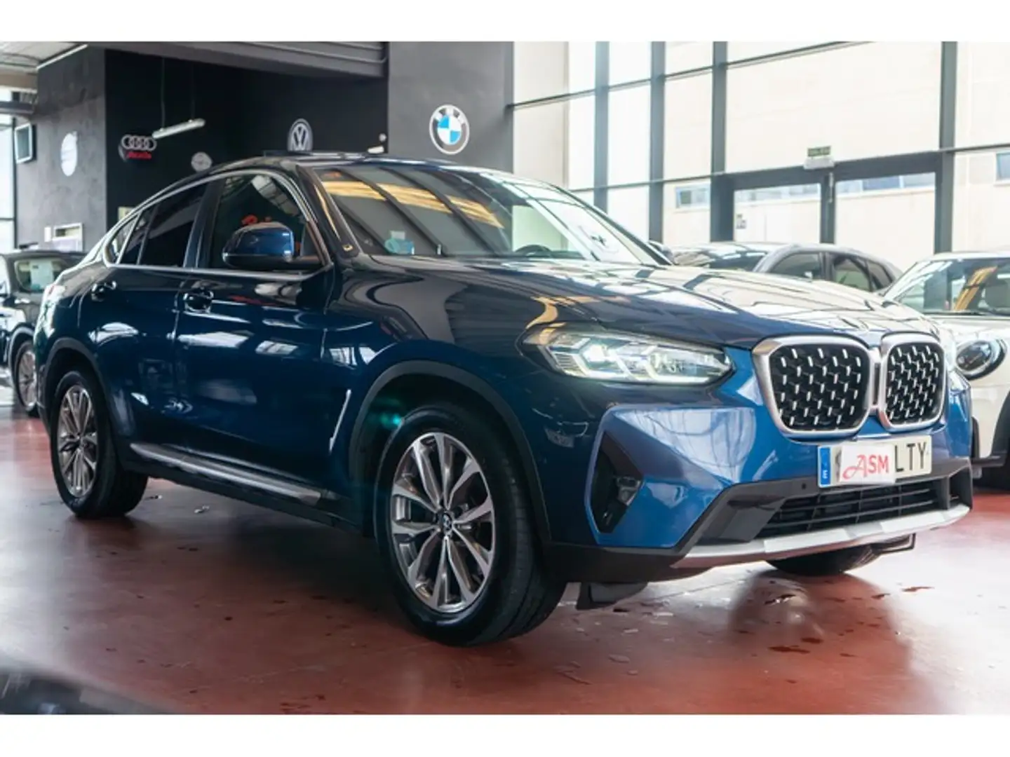 BMW X4 xDrive 20dA xLine Bleu - 2