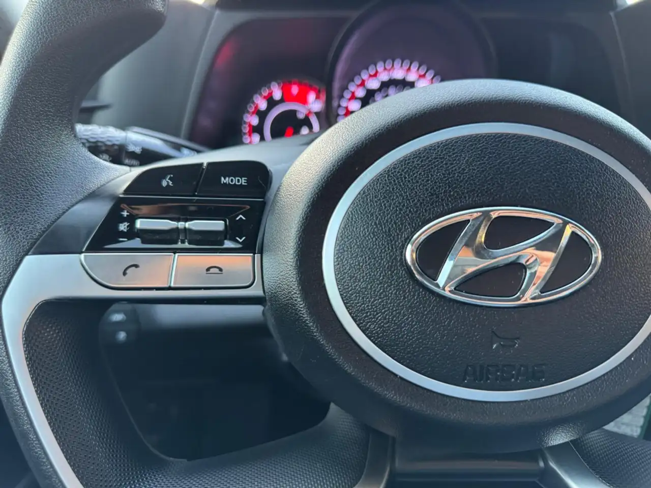 Hyundai ELANTRA снимка Hyundai ELANTRA