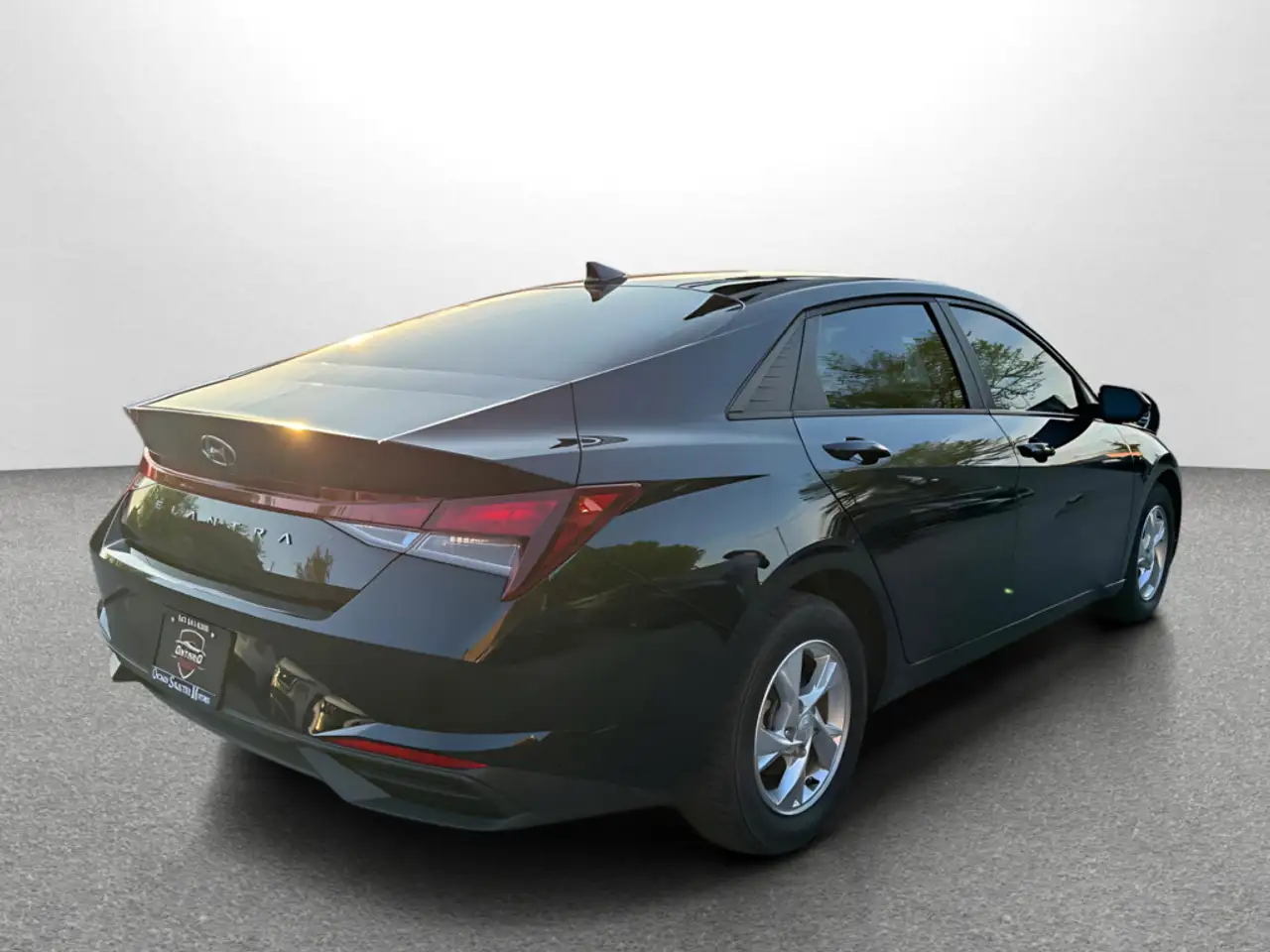Hyundai ELANTRA снимка Hyundai ELANTRA