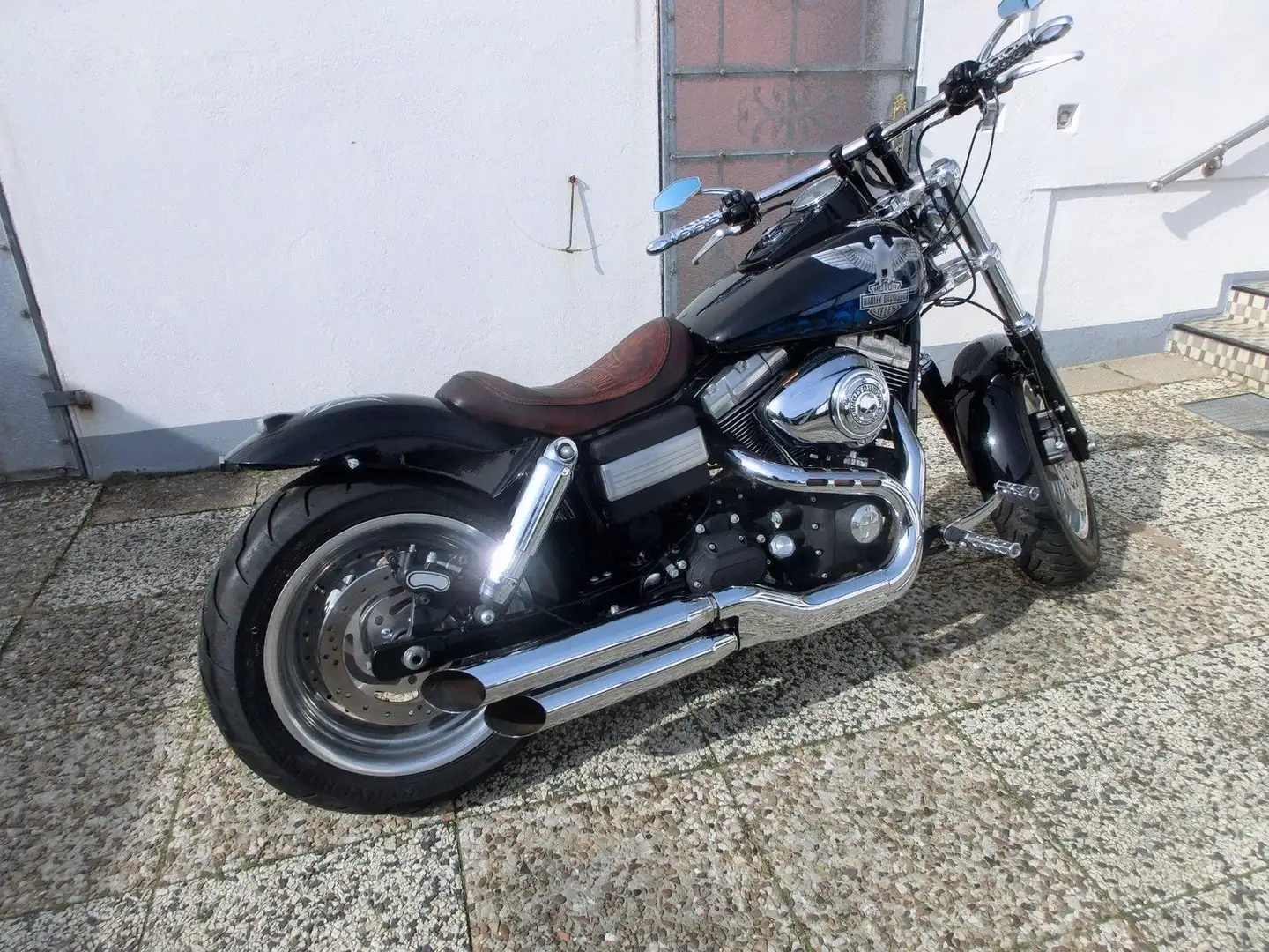 Harley-Davidson Dyna Fat Bob Noir - 2