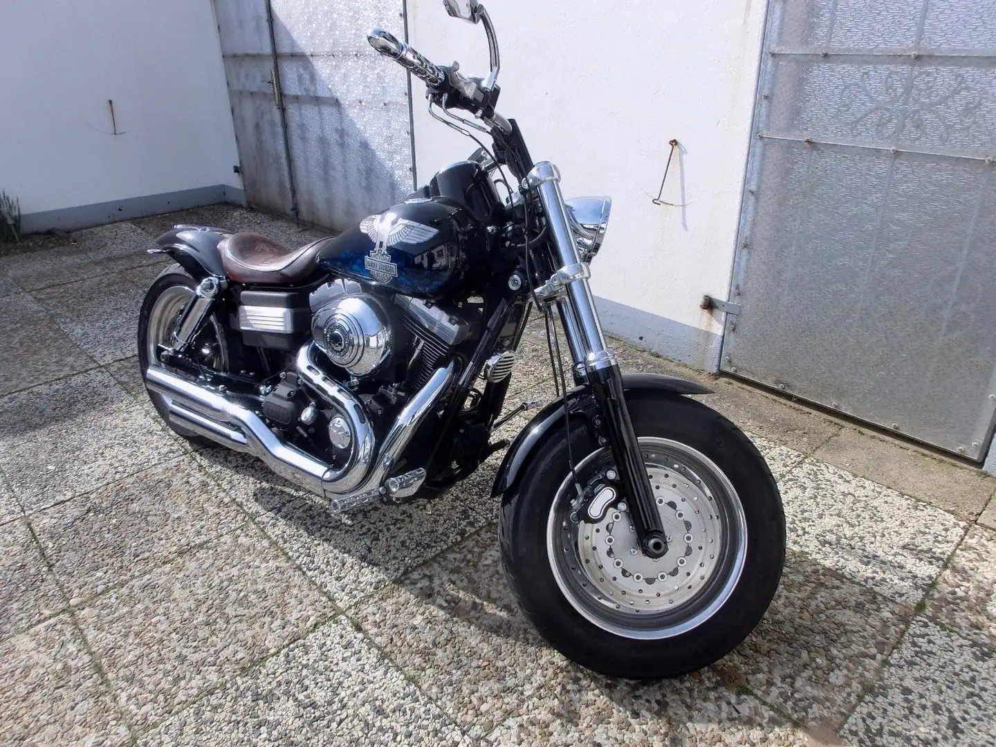 Harley-Davidson Dyna Fat Bob Noir - 1