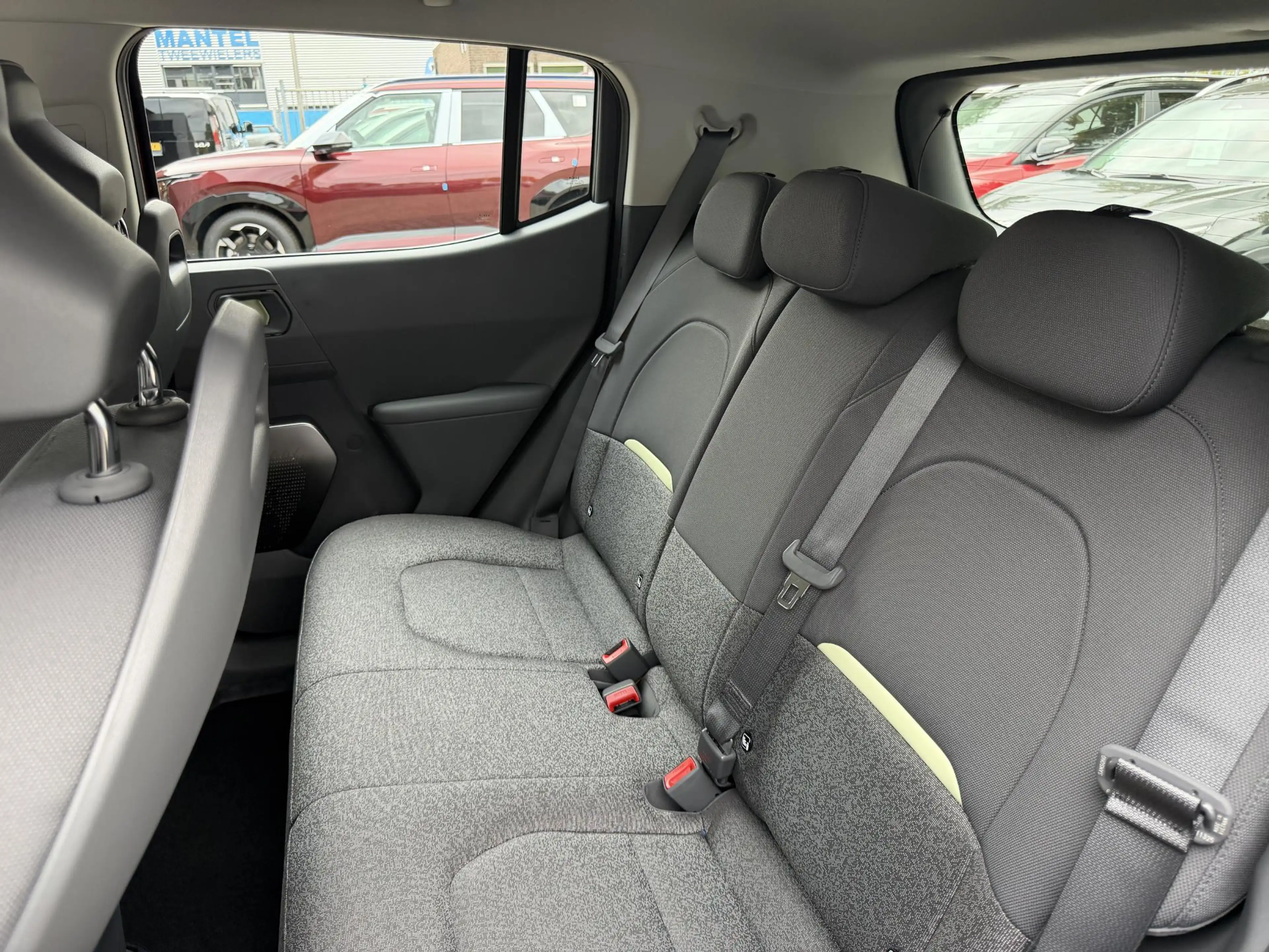Kia EV2 Air 42.2 kWh | Stoel/Stuurwielverwarming | Navigat — photo 10