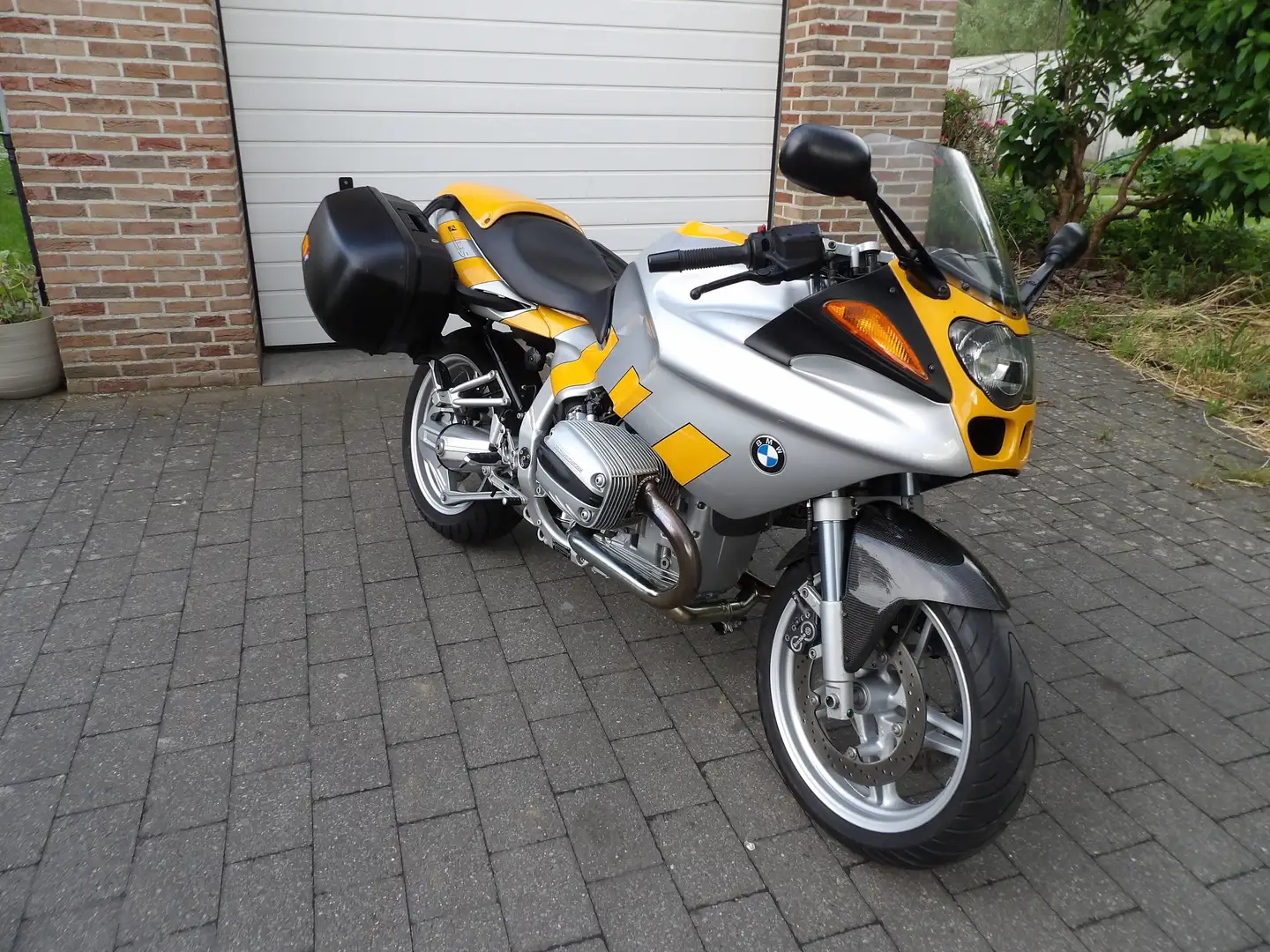 BMW R 1100 S Žlutá - 1