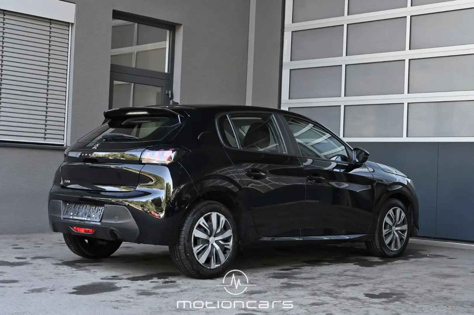 Peugeot 208 1.5 BlueHDi 100 Active Pickerl NEU Schwarz - 2