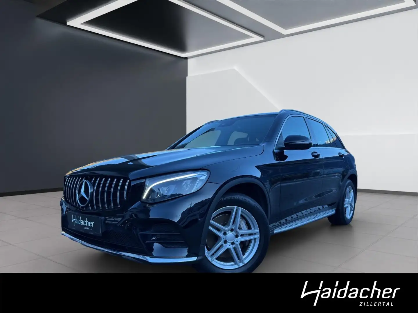Mercedes-Benz GLC 350 d 4MATIC AMG AIR PTS Shz Ambi LED eHeck Schwarz - 1