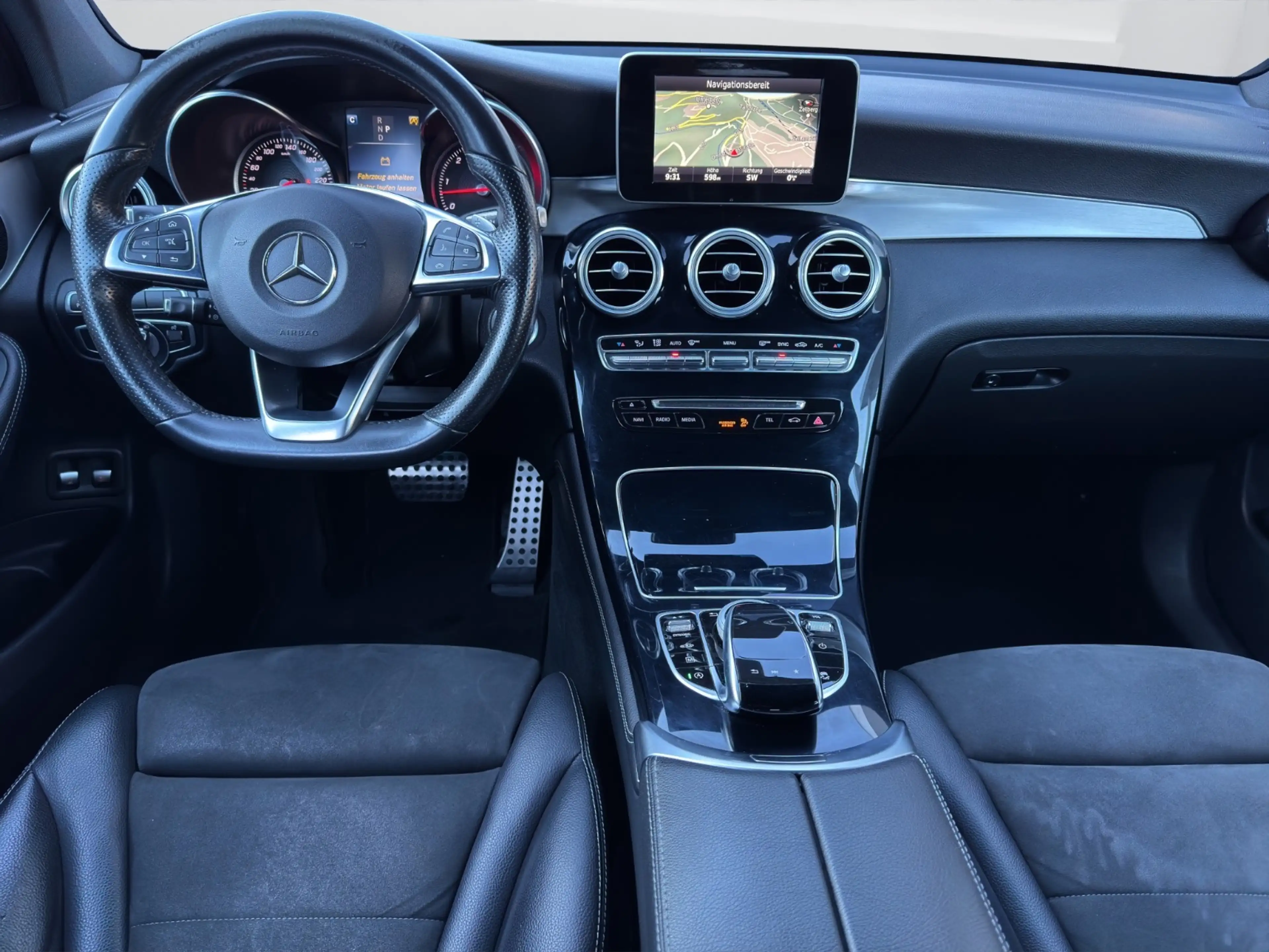 Mercedes-Benz GLC 350 d 4MATIC AMG AIR PTS Shz Ambi LED eHeck — photo 10