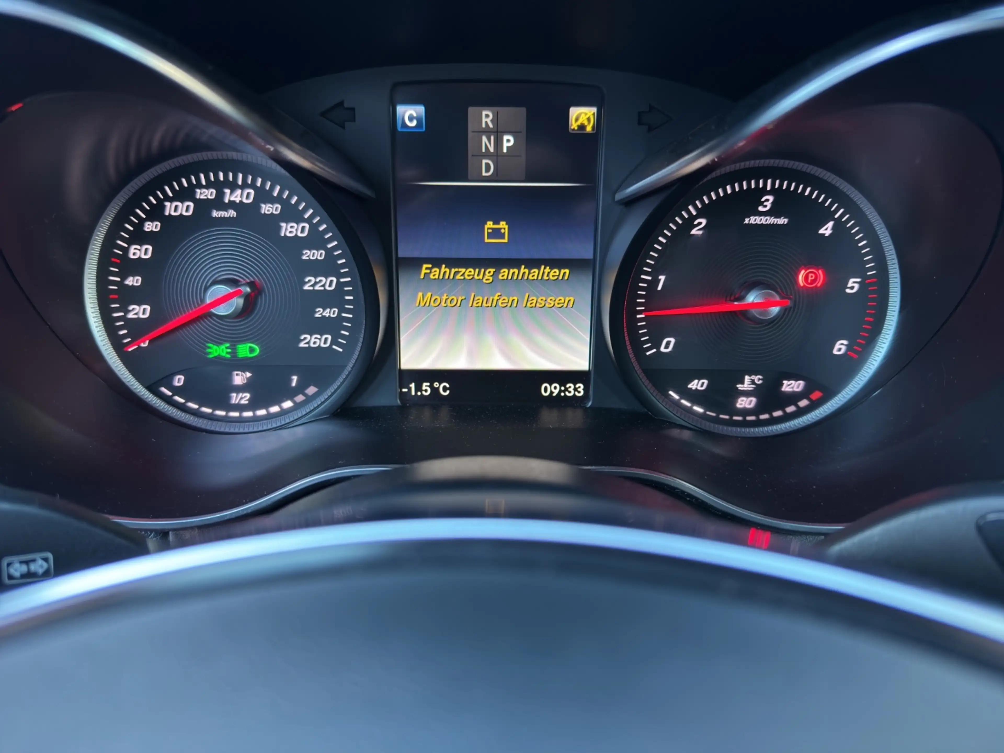 Mercedes-Benz GLC 350 d 4MATIC AMG AIR PTS Shz Ambi LED eHeck — photo 15