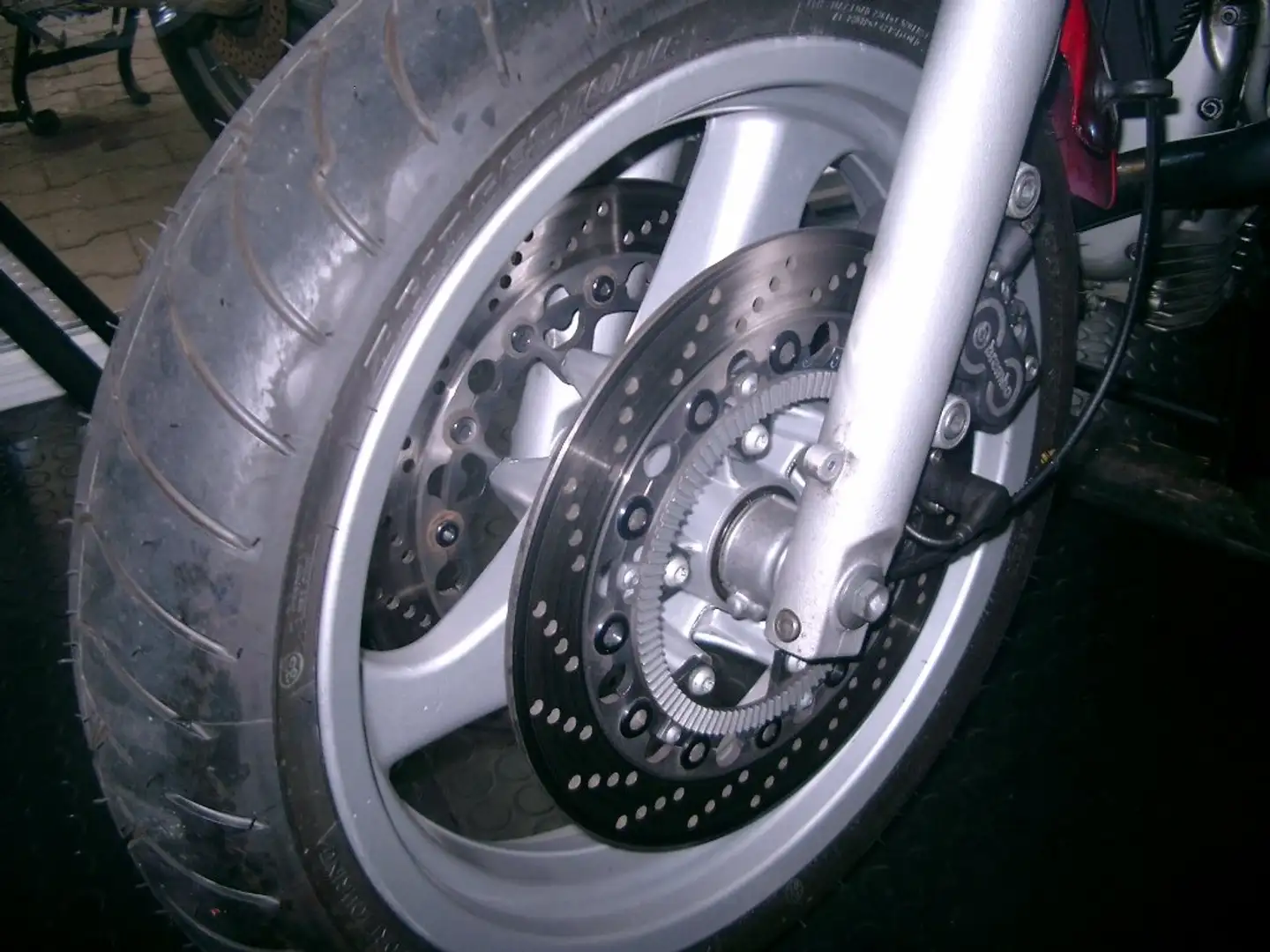 BMW R 850 R Rouge - 2