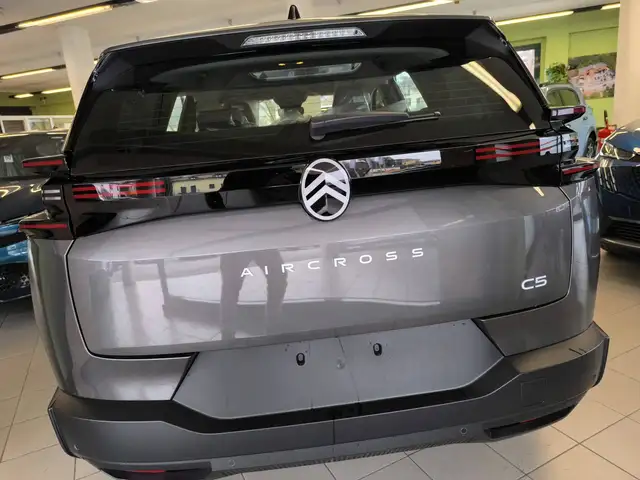 Citroen C5 Aircross view 8