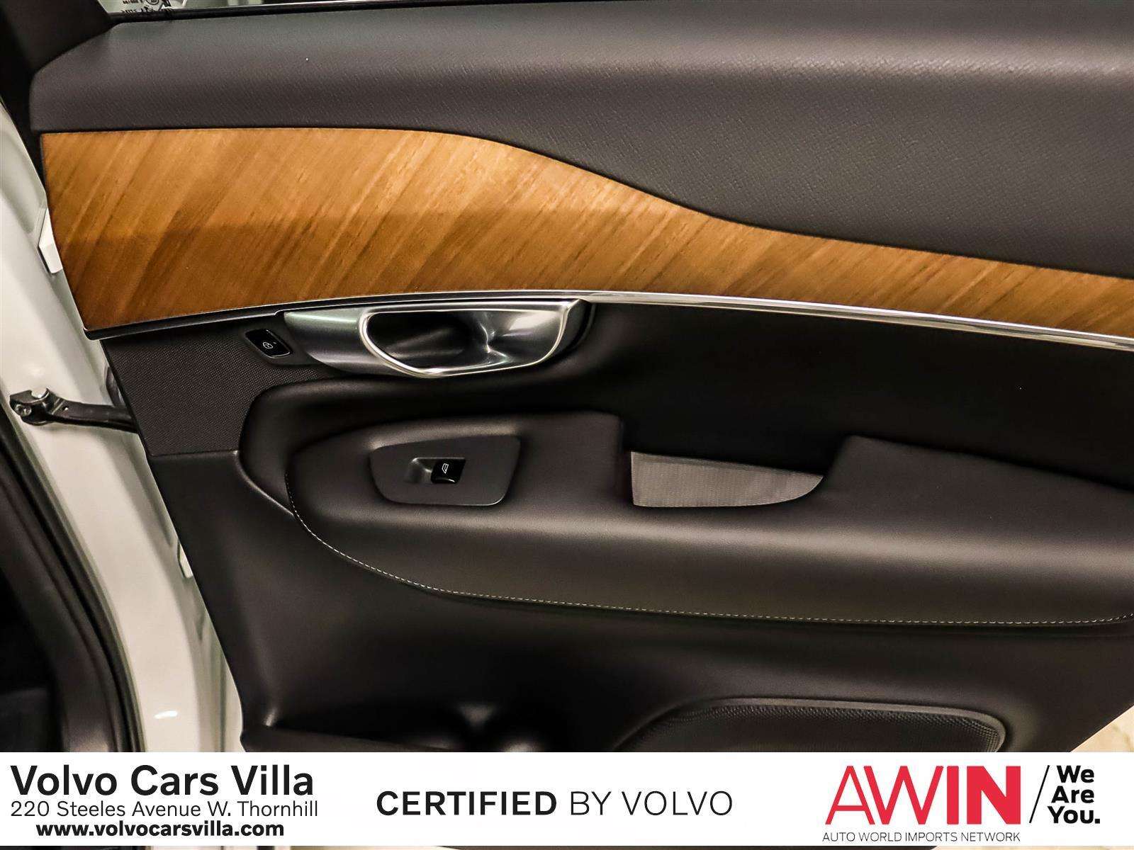 2024 Volvo XC90 B6 AWD Plus Bright Theme 7-Seater thumb 15