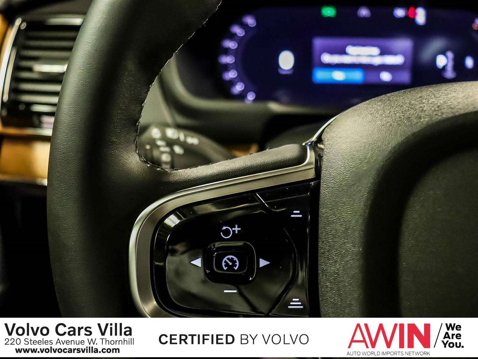 2024 Volvo XC90 B6 AWD Plus Bright Theme 7-Seater thumb 32