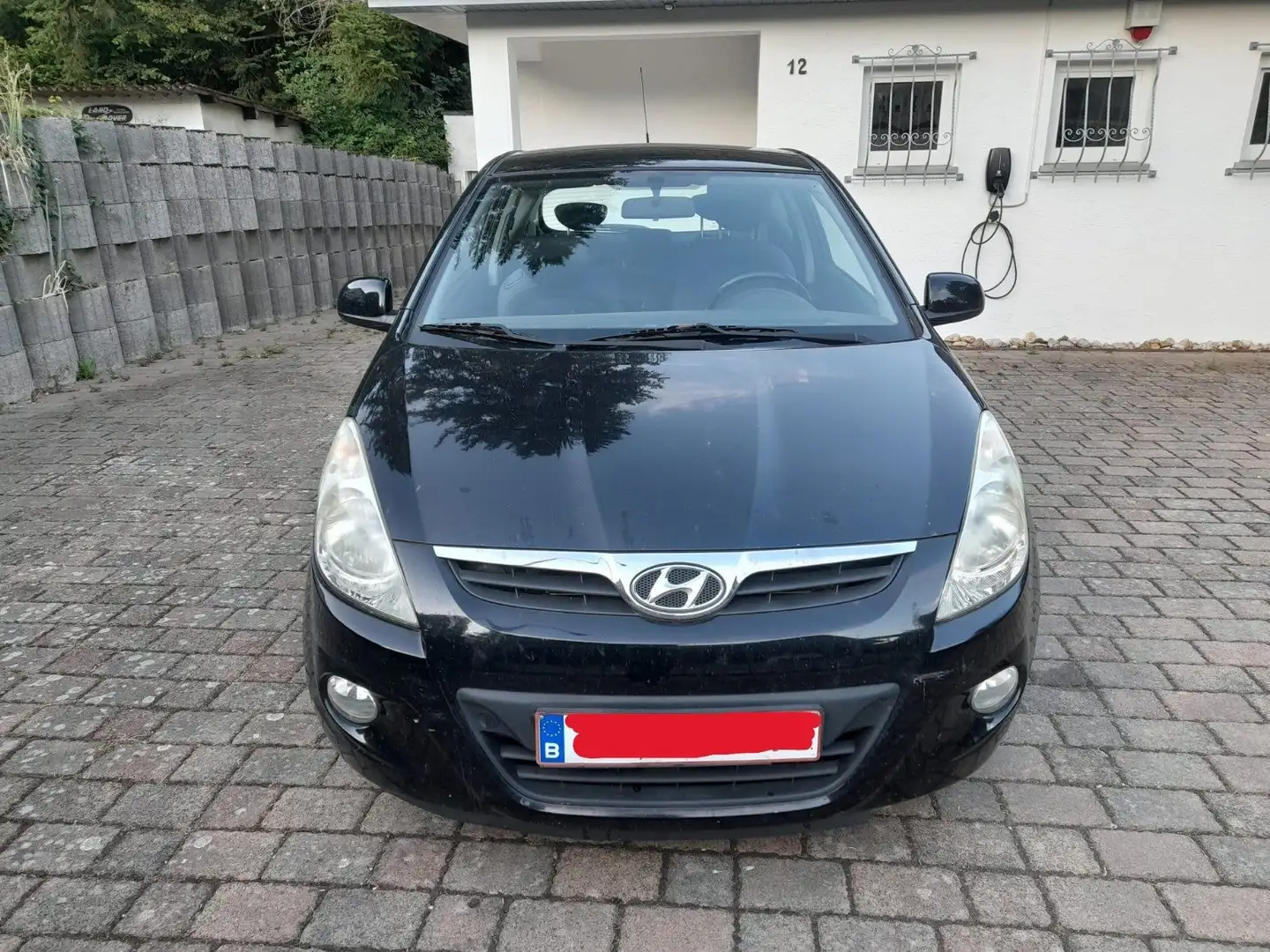 Hyundai i20 i20 1.2 Classic Zwart - 2