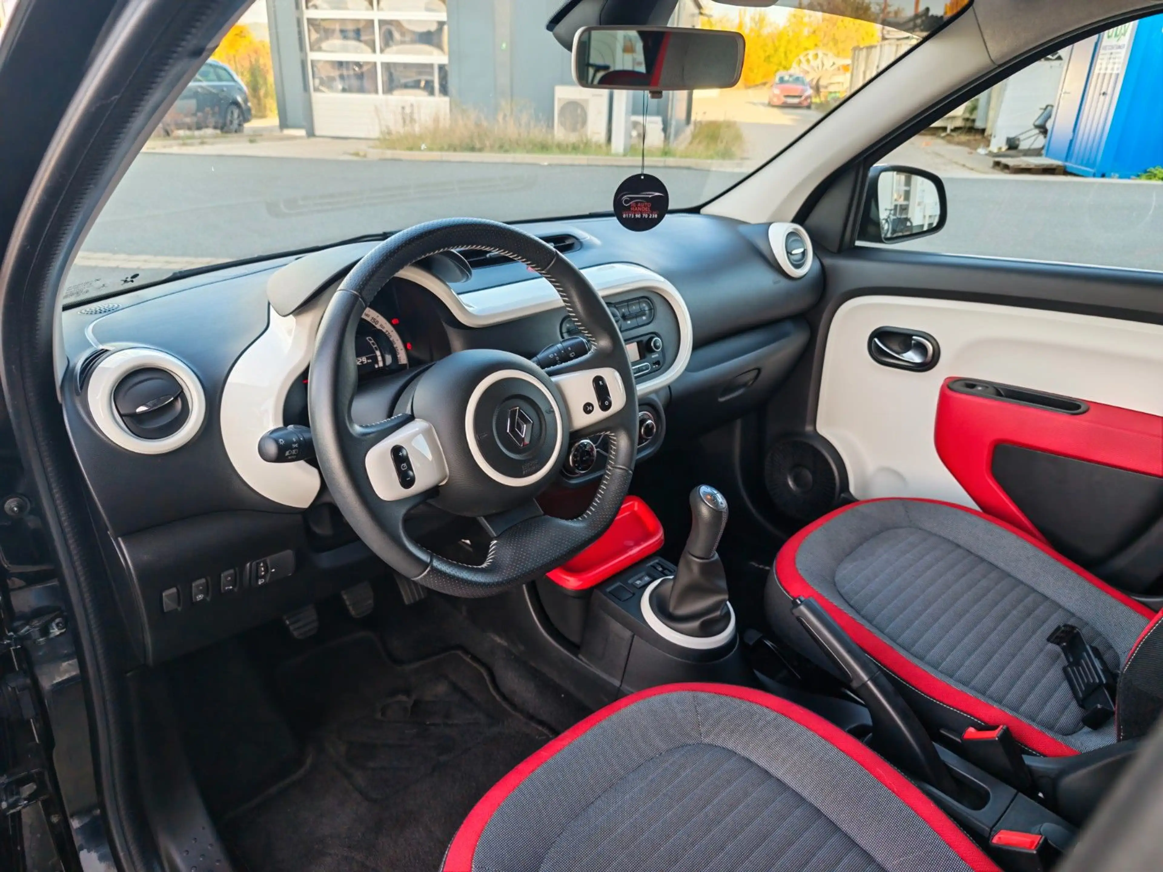 Renault Twingo Intens Tempomat TÜV+Service Neu Garantie — photo 10