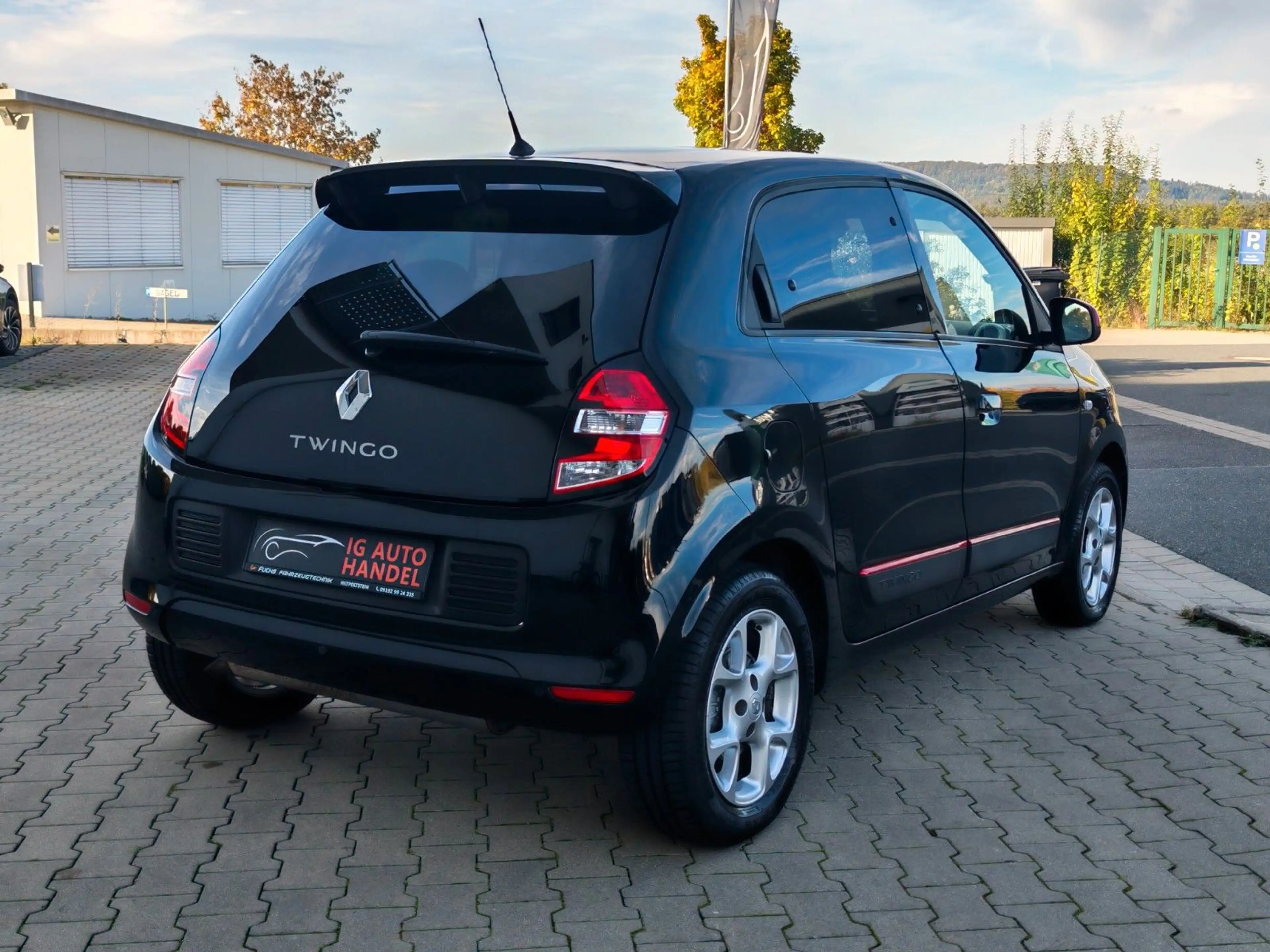 Renault Twingo Intens Tempomat TÜV+Service Neu Garantie — photo 3