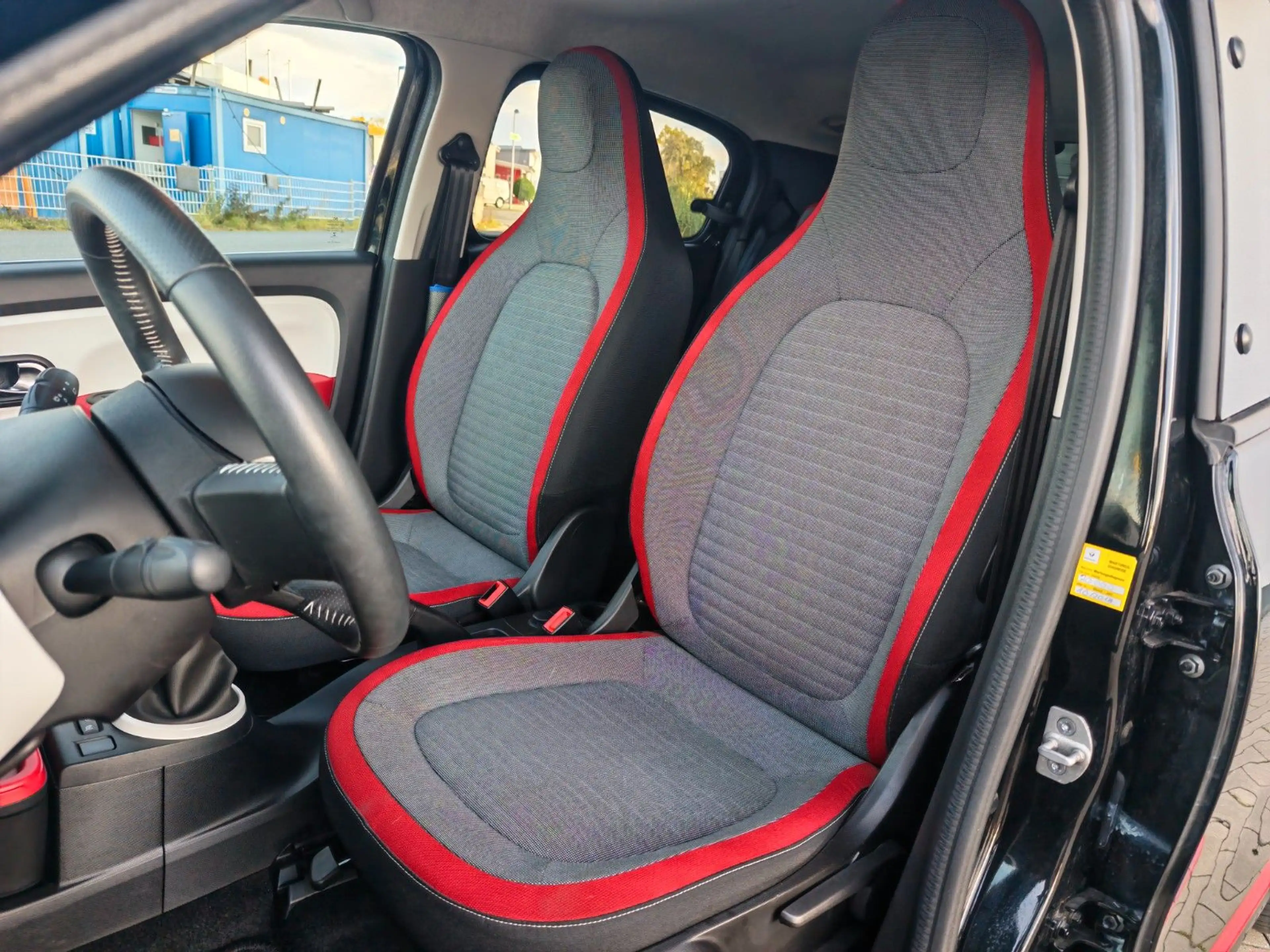 Renault Twingo Intens Tempomat TÜV+Service Neu Garantie — photo 11