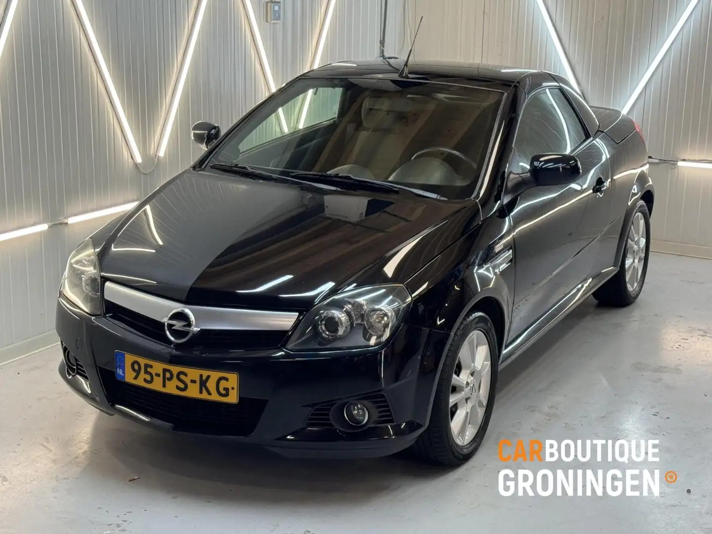 Opel Tigra TwinTop 1.4-16V Enjoy | NET BINNEN | IRMSCHER Zwart - 2