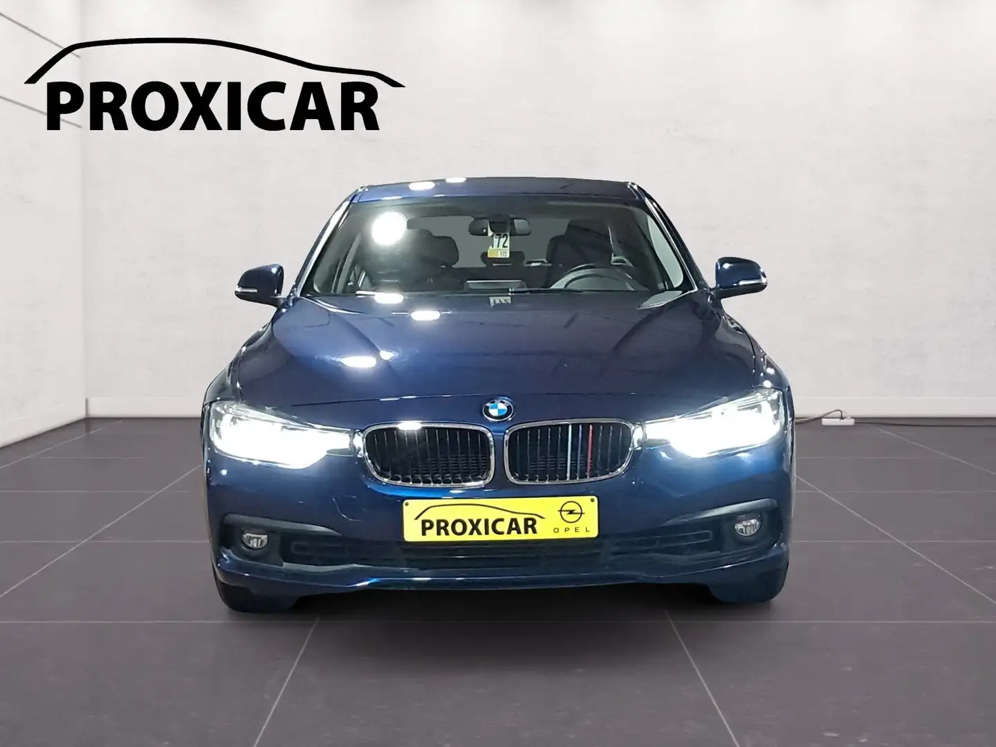 BMW 318 Essence 136cv Automatique Bleu métal Airco*Gps Bleu - 2
