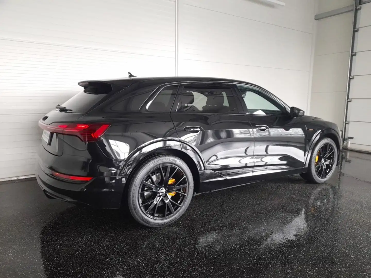 Audi e-tron 50 quattro S-LINE BLACK EDITION *NP: € 81.943,-- / 21 ZOLL / SPORTLENKRAD / AMBIENTEBELEUCHTUNG PLUS / KAMERA* Schwarz - 2