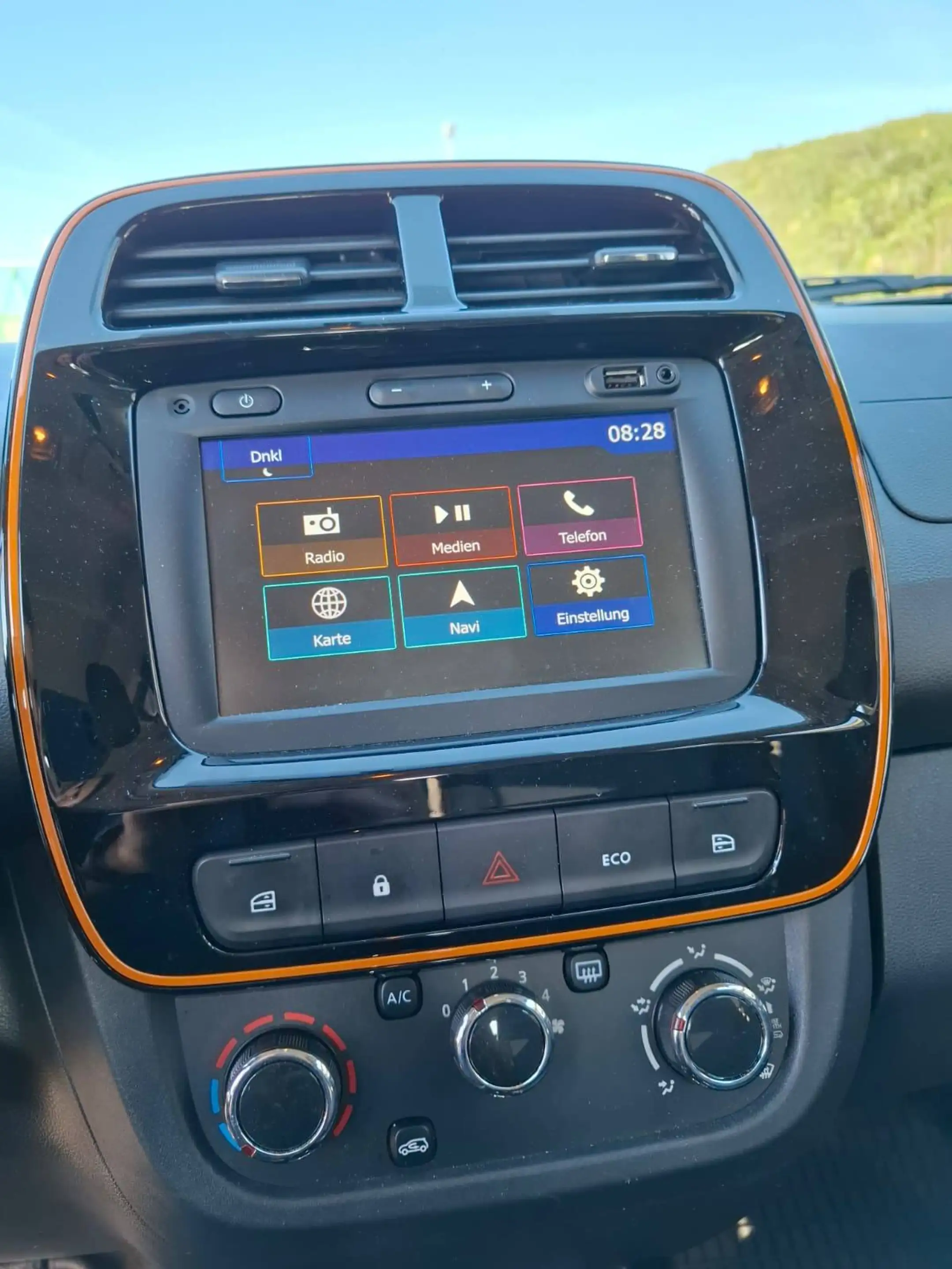 Dacia Spring Comfort Plus — photo 11